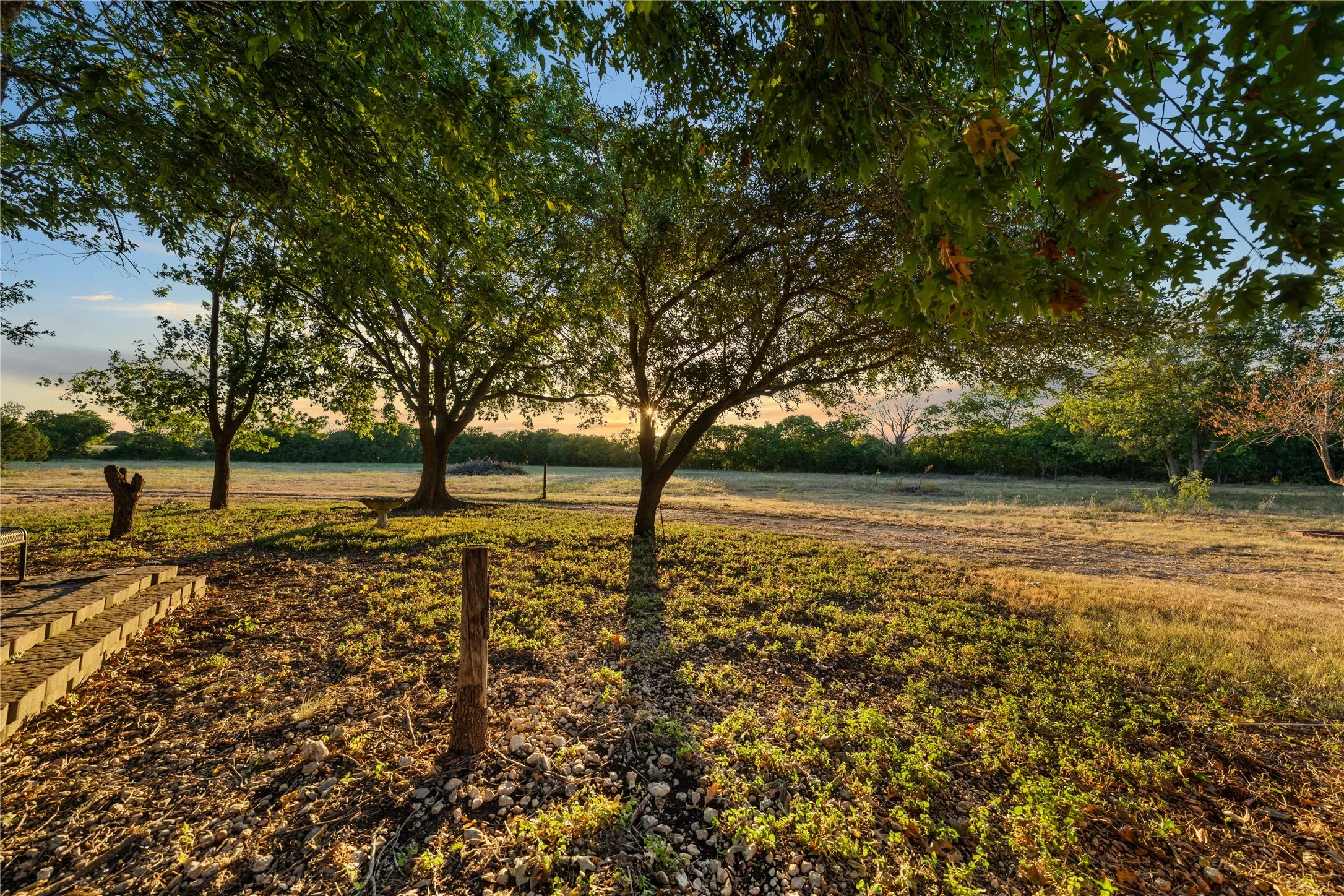 Mobile Home For Sale in Mc Lennan County , 2641 Pleasant Run, Crawford, Texas 76689, 3 Bedroom, 2 Bathroom, 2 Garage spaces, 2,048 Sqft, built in 1993, mls#21361904, Real Estate Agent in Crawford, Homes For Sale in Mc Lennan county, Homes For Sale in Crawford, Realtor in Crawford Texas, Real Estate Brokerage Independent Realty Texas, Luminita Cordes Realtor