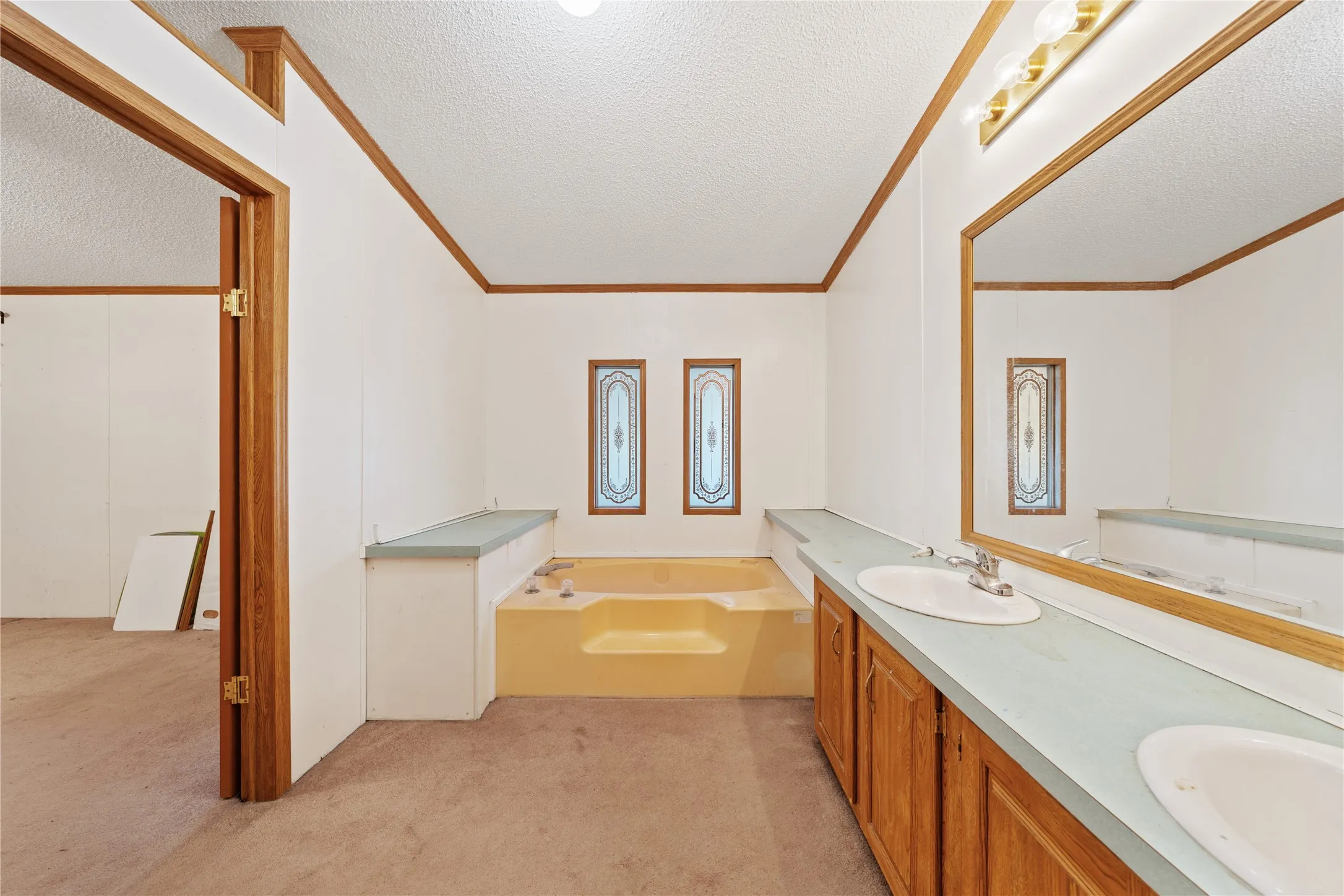 Mobile Home For Sale in Mc Lennan County , 2641 Pleasant Run, Crawford, Texas 76689, 3 Bedroom, 2 Bathroom, 2 Garage spaces, 2,048 Sqft, built in 1993, mls#21361904, Real Estate Agent in Crawford, Homes For Sale in Mc Lennan county, Homes For Sale in Crawford, Realtor in Crawford Texas, Real Estate Brokerage Independent Realty Texas, Luminita Cordes Realtor
