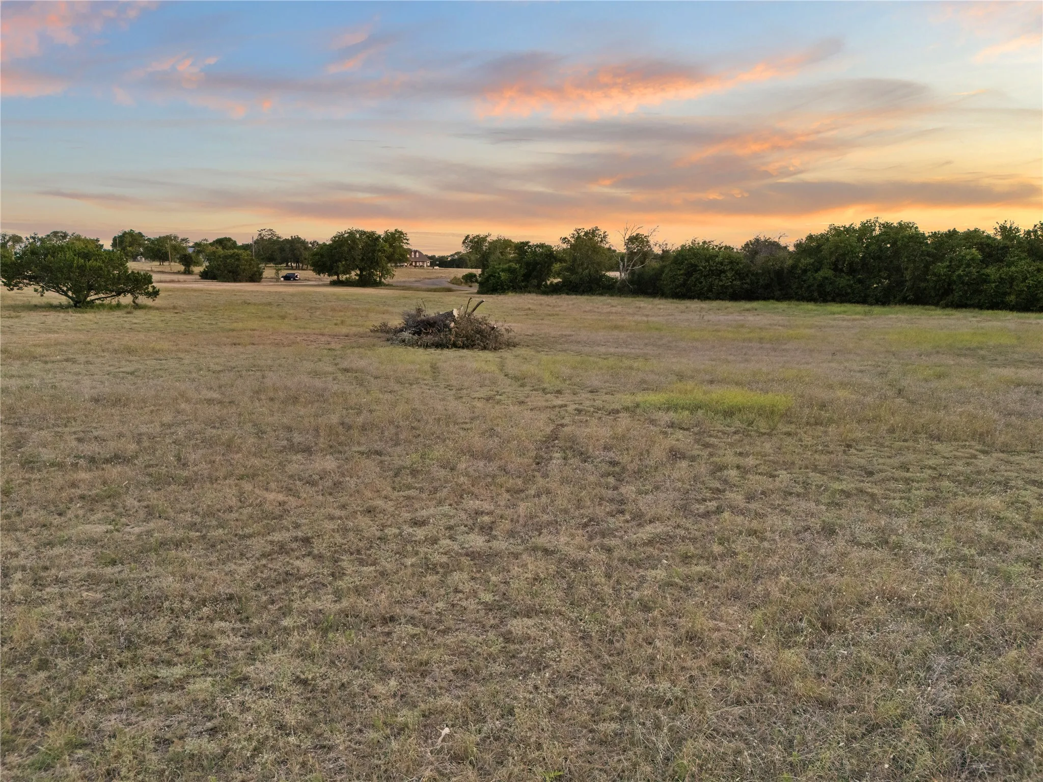 Mobile Home For Sale in Mc Lennan County , 2641 Pleasant Run, Crawford, Texas 76689, 3 Bedroom, 2 Bathroom, 2 Garage spaces, 2,048 Sqft, built in 1993, mls#21361904, Real Estate Agent in Crawford, Homes For Sale in Mc Lennan county, Homes For Sale in Crawford, Realtor in Crawford Texas, Real Estate Brokerage Independent Realty Texas, Luminita Cordes Realtor