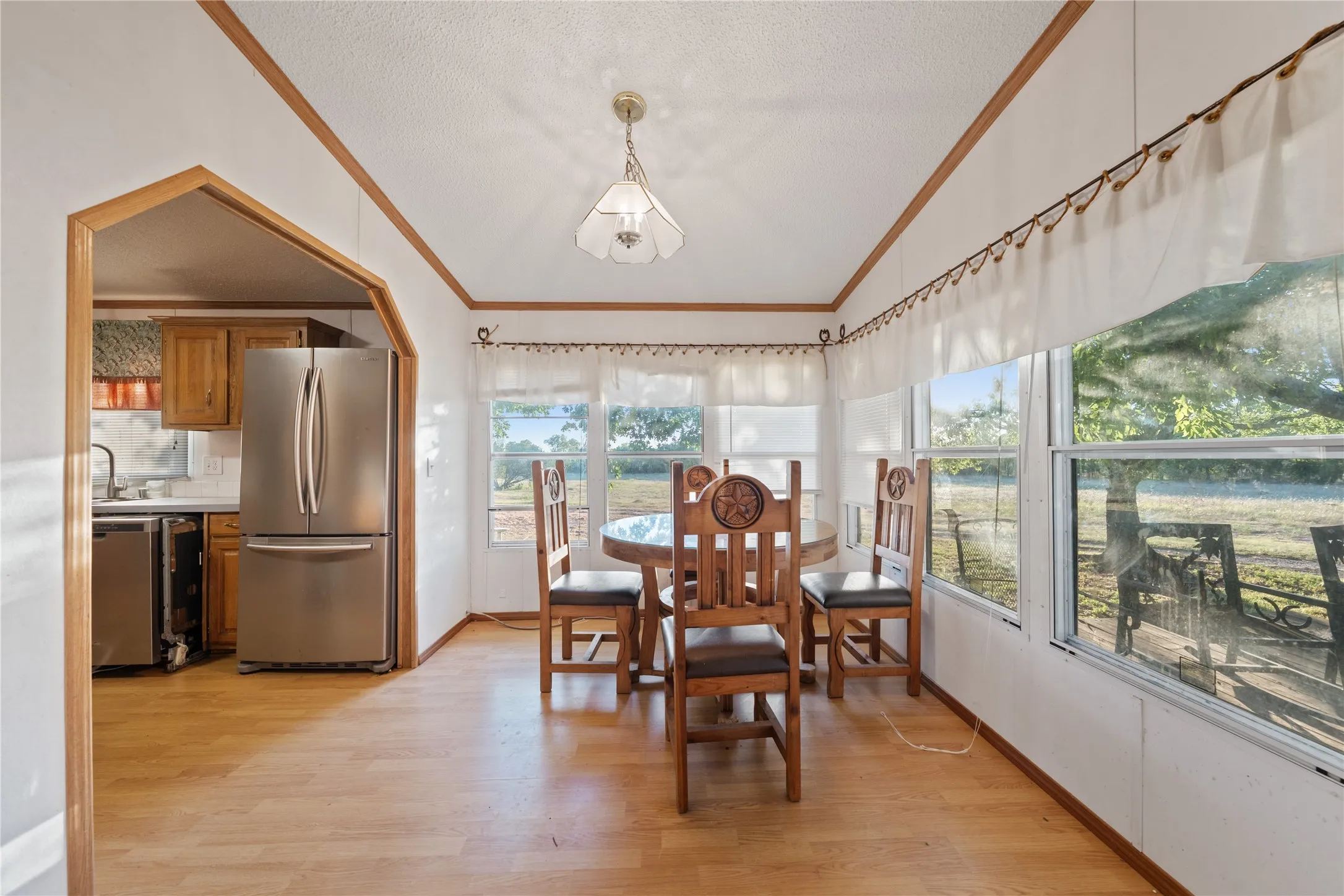 Mobile Home For Sale in Mc Lennan County , 2641 Pleasant Run, Crawford, Texas 76689, 3 Bedroom, 2 Bathroom, 2 Garage spaces, 2,048 Sqft, built in 1993, mls#21361904, Real Estate Agent in Crawford, Homes For Sale in Mc Lennan county, Homes For Sale in Crawford, Realtor in Crawford Texas, Real Estate Brokerage Independent Realty Texas, Luminita Cordes Realtor