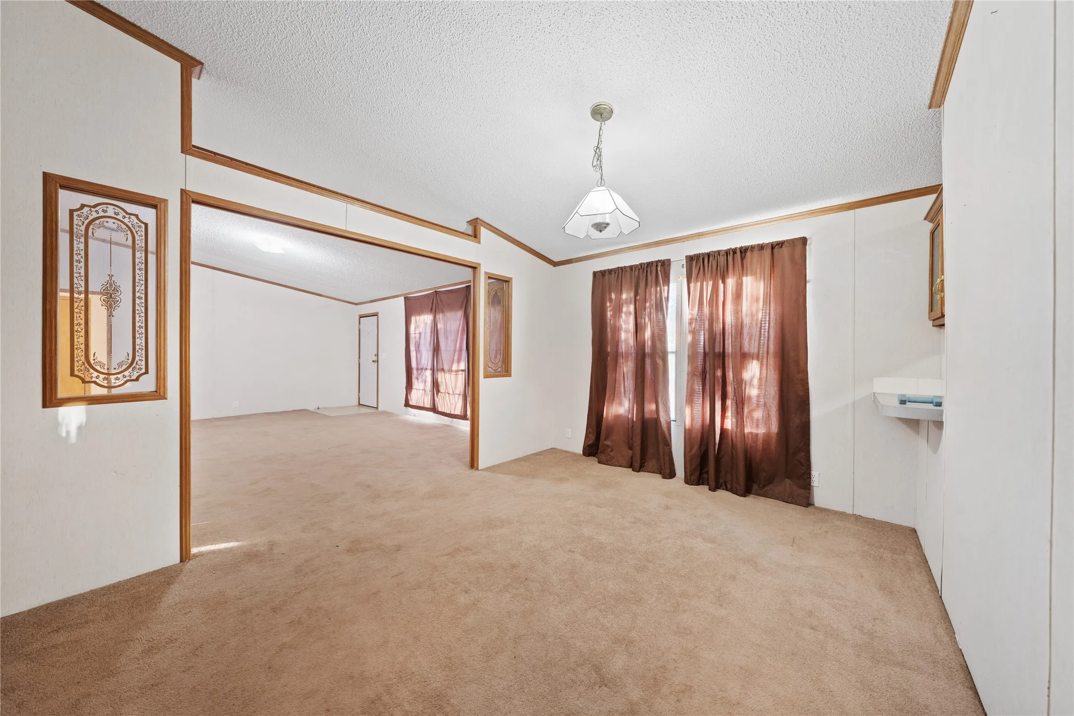 Mobile Home For Sale in Mc Lennan County , 2641 Pleasant Run, Crawford, Texas 76689, 3 Bedroom, 2 Bathroom, 2 Garage spaces, 2,048 Sqft, built in 1993, mls#21361904, Real Estate Agent in Crawford, Homes For Sale in Mc Lennan county, Homes For Sale in Crawford, Realtor in Crawford Texas, Real Estate Brokerage Independent Realty Texas, Luminita Cordes Realtor