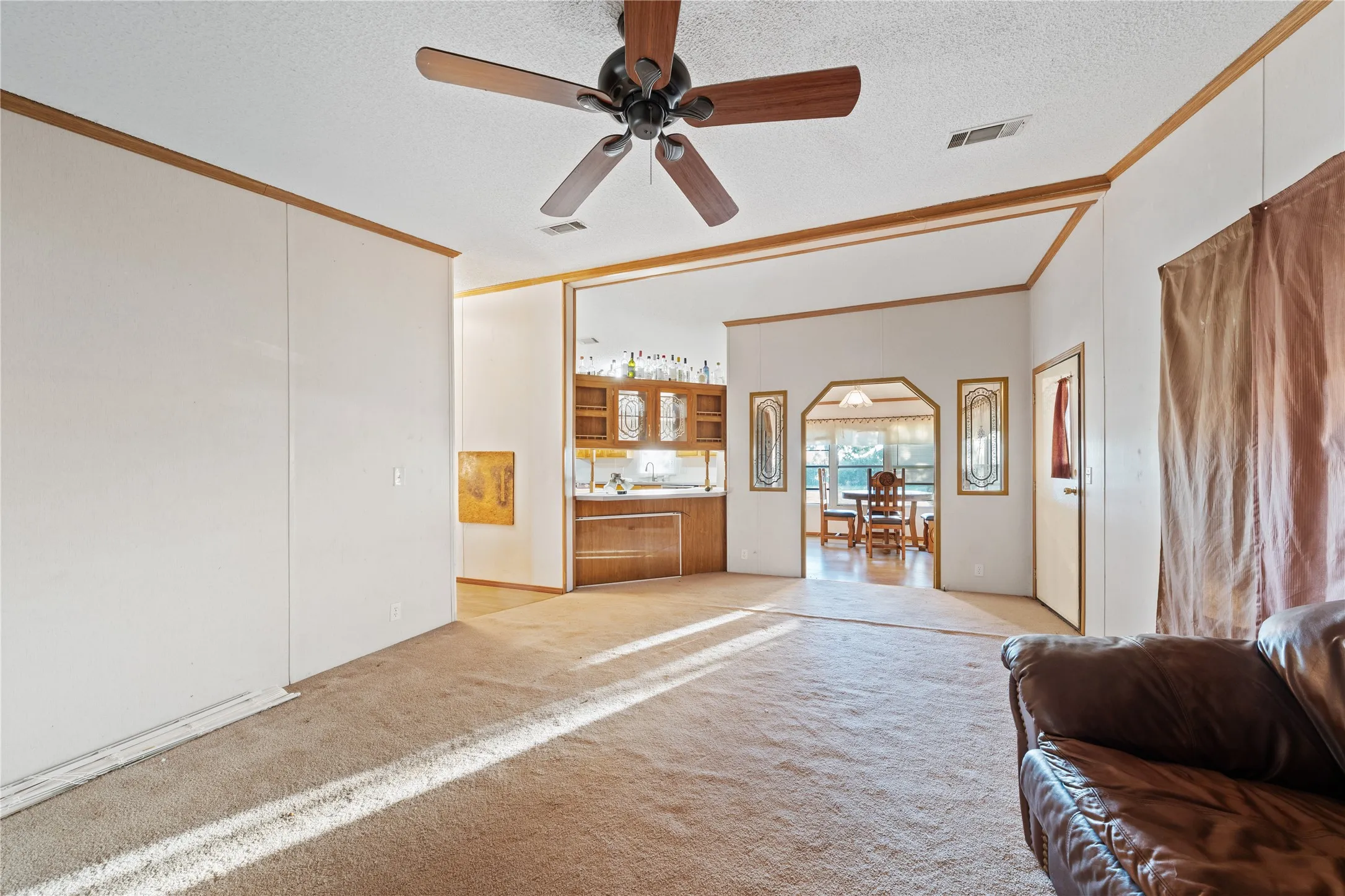 Mobile Home For Sale in Mc Lennan County , 2641 Pleasant Run, Crawford, Texas 76689, 3 Bedroom, 2 Bathroom, 2 Garage spaces, 2,048 Sqft, built in 1993, mls#21361904, Real Estate Agent in Crawford, Homes For Sale in Mc Lennan county, Homes For Sale in Crawford, Realtor in Crawford Texas, Real Estate Brokerage Independent Realty Texas, Luminita Cordes Realtor