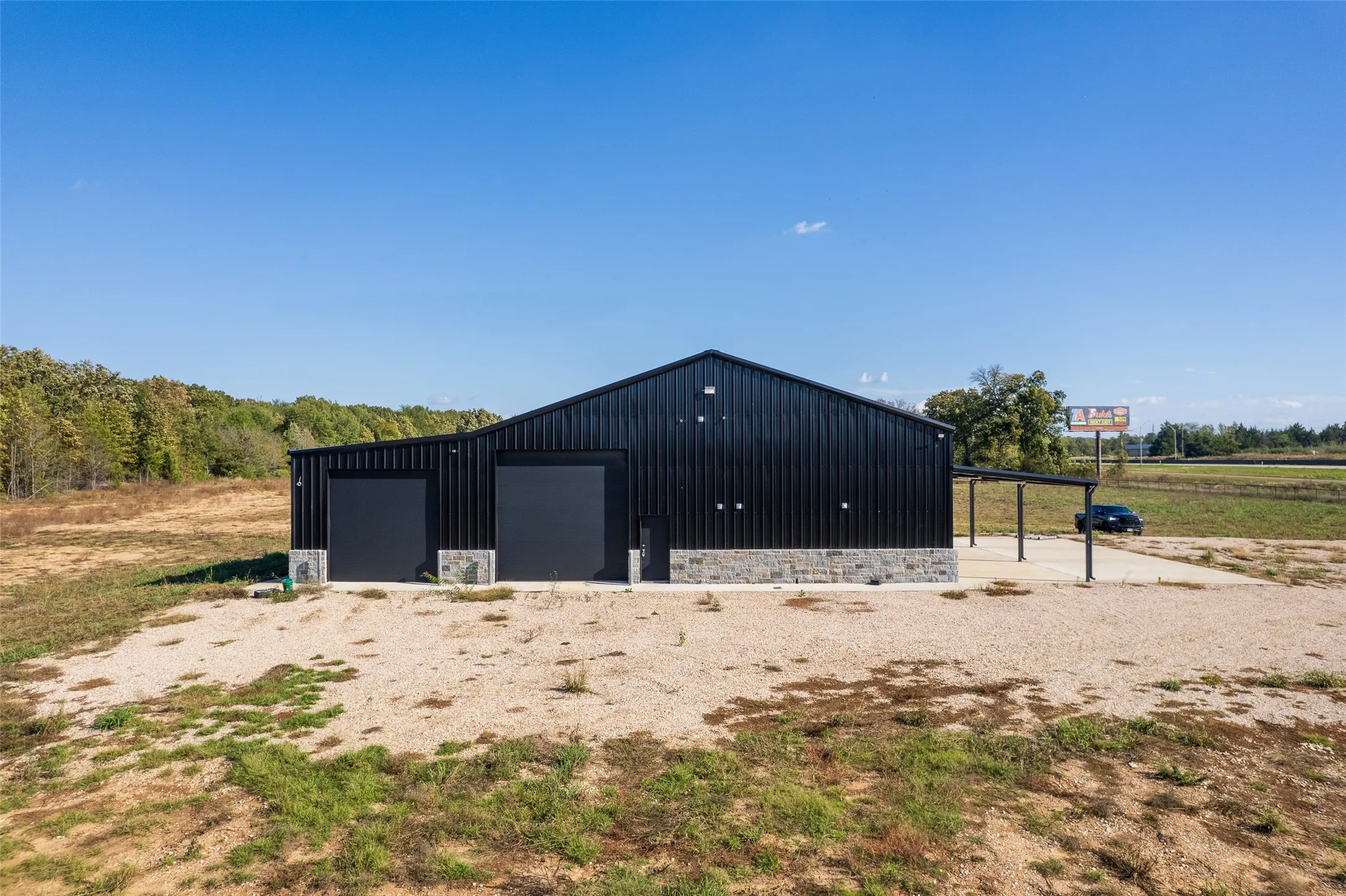 Industrial For Sale in Franklin (TX) County , 440 I-30, Mount Vernon, Texas 75457, 0, 0, Garage spaces, 0 Sqft, built in 2023, Price $1,200,000, mls#21292812, Real Estate Agent in Mount Vernon, Homes For Sale in Franklin (TX) county, Homes For Sale in Mount Vernon, Realtor in Mount Vernon Texas, Real Estate Brokerage Independent Realty Texas, Luminita Cordes Realtor