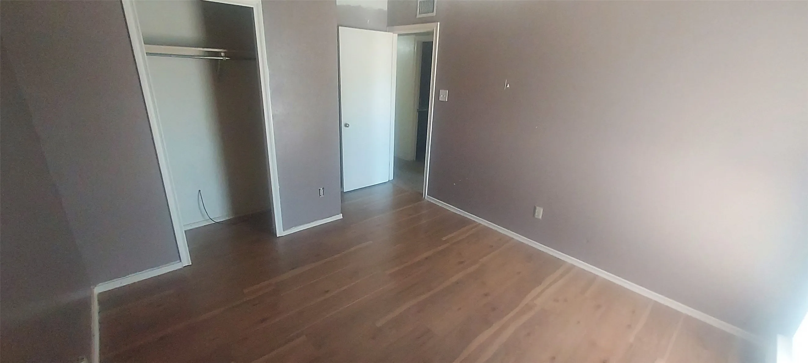 Single Family Residence For Sale in Dallas County , 4102 Blacksmith Drive, Garland, Texas 75044, 3 Bedroom, 2 Bathroom, 2 Garage spaces, 1,764 Sqft, built in 1986, mls#21298473, Real Estate Agent in Garland, Homes For Sale in Dallas county, Homes For Sale in Garland, Realtor in Garland Texas, Real Estate Brokerage Independent Realty Texas, Luminita Cordes Realtor
