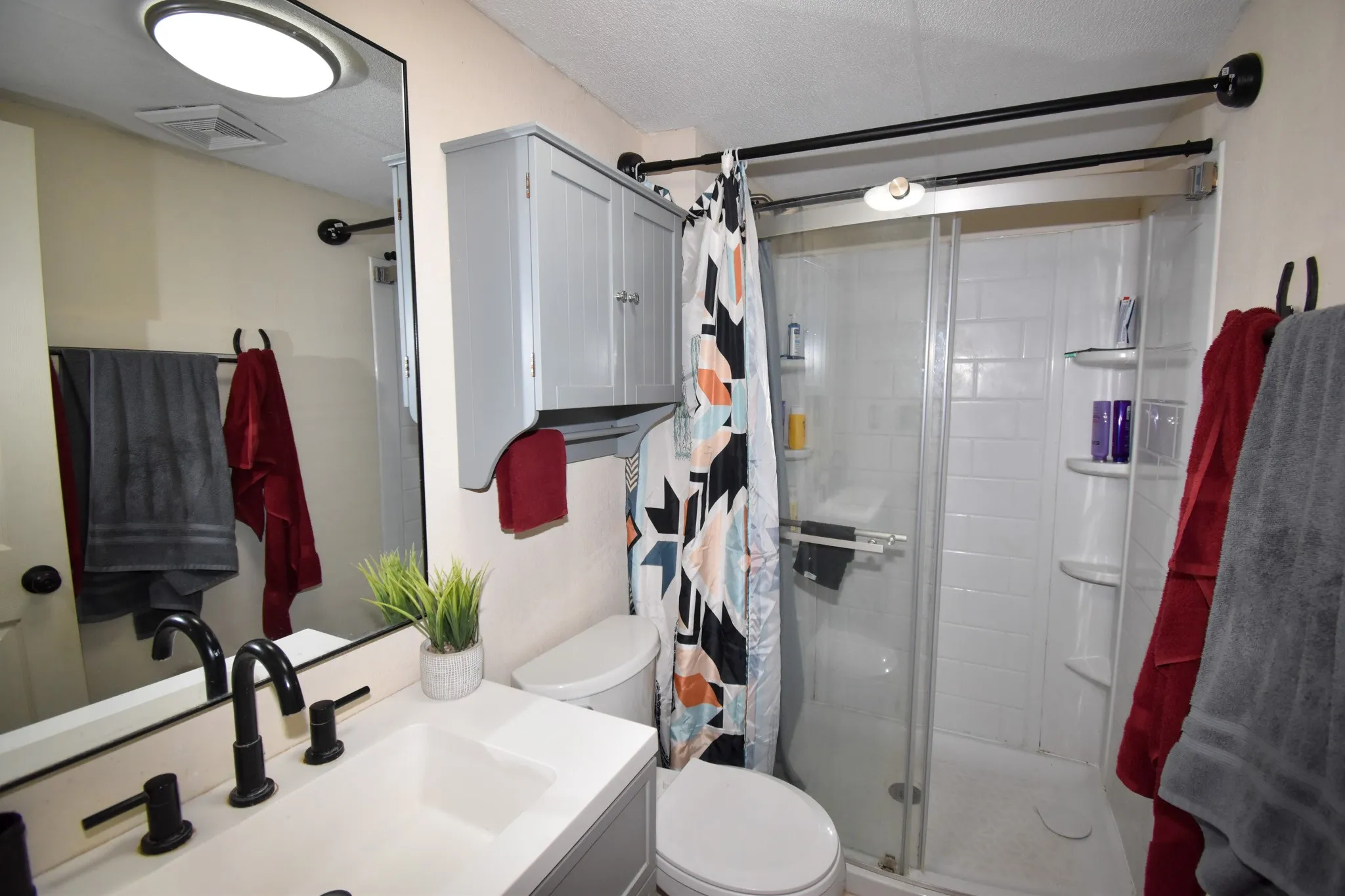 Mobile Home For Sale in Mc Culloch County , 239 County Road 160, Brady, Texas 76825, 3 Bedroom, 2 Bathroom, 2 Garage spaces, 1,326 Sqft, built in 1993, mls#21359916, Real Estate Agent in Brady, Homes For Sale in Mc Culloch county, Homes For Sale in Brady, Realtor in Brady Texas, Real Estate Brokerage Independent Realty Texas, Luminita Cordes Realtor