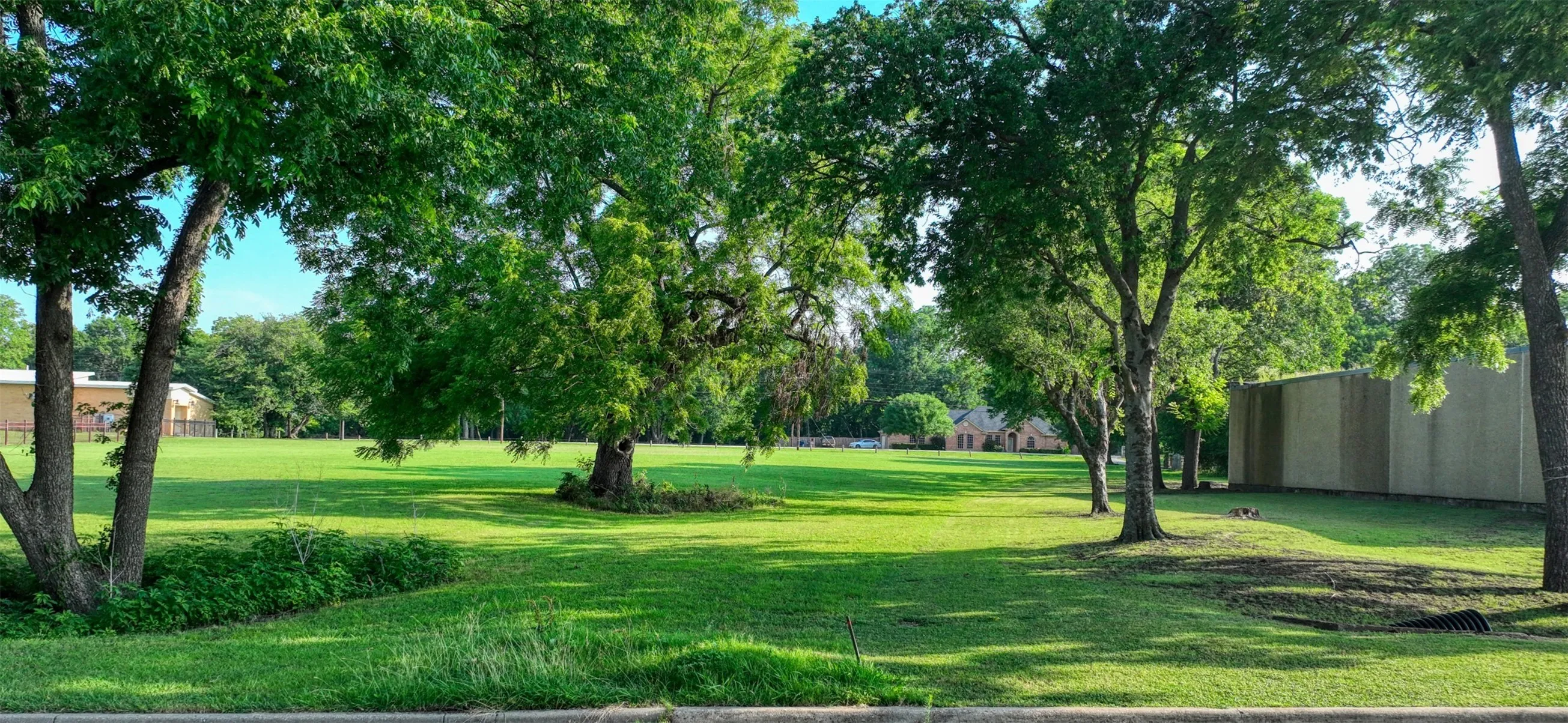 Unimproved Land For Sale in Dallas County , 723 E Main Street, Lancaster, Texas 75146, 0, 0, Garage spaces, 0 Sqft, built in 0, mls#21362408, Real Estate Agent in Lancaster, Homes For Sale in Dallas county, Homes For Sale in Lancaster, Realtor in Lancaster Texas, Real Estate Brokerage Independent Realty Texas, Luminita Cordes Realtor