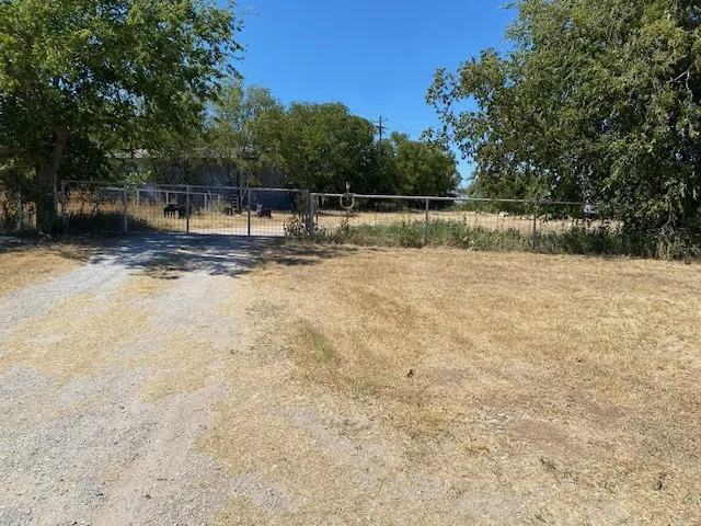 Single Family Residence For Sale in Erath County , 7960 W Fm 8, Stephenville, Texas 76401, 3 Bedroom, 2 Bathroom, 2 Garage spaces, 1,904 Sqft, built in 1965, Price $650,000, mls#21362410, Real Estate Agent in Stephenville, Homes For Sale in Erath county, Homes For Sale in Stephenville, Realtor in Stephenville Texas, Real Estate Brokerage Independent Realty Texas, Luminita Cordes Realtor