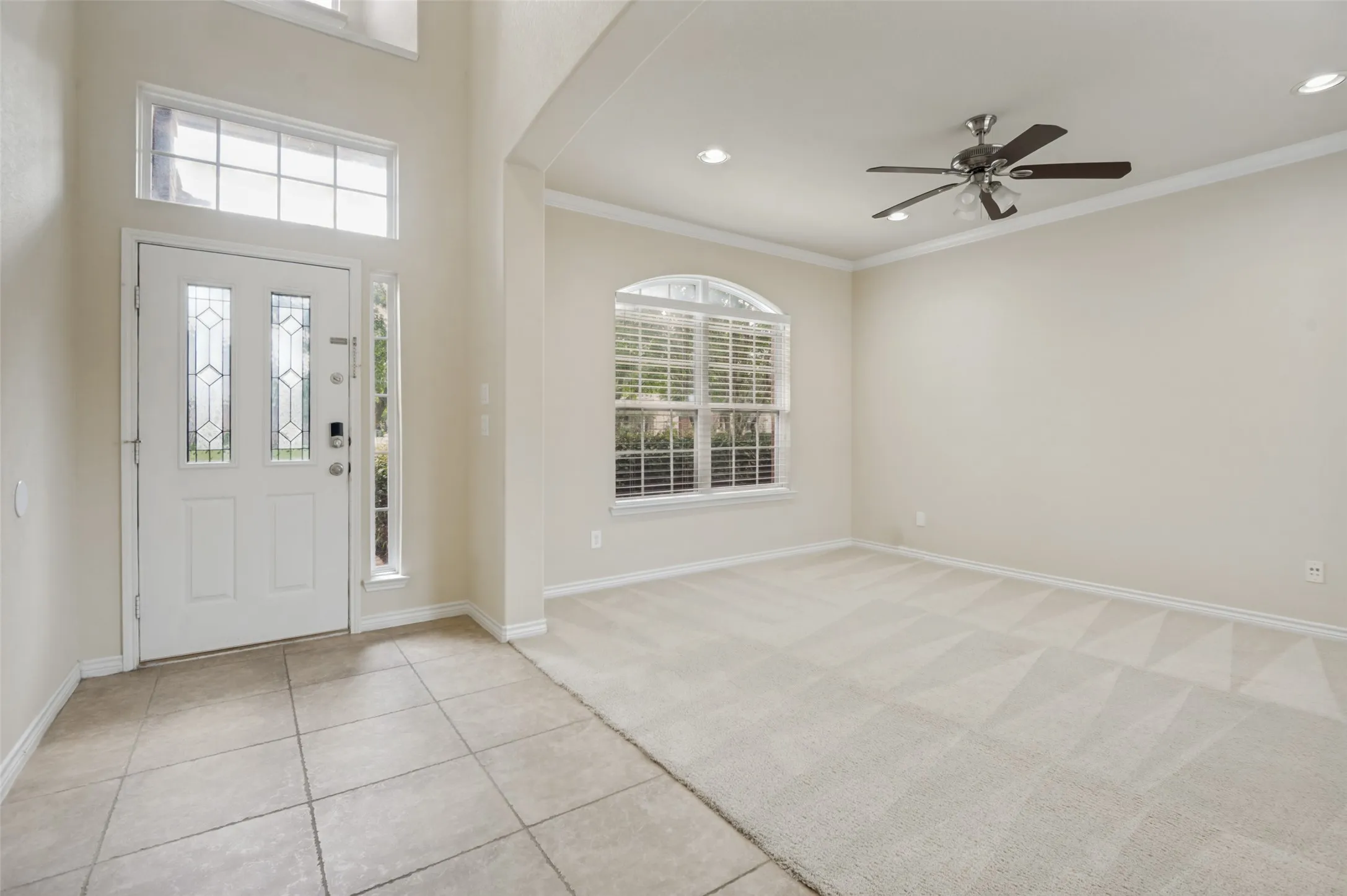 Entry way with formal living to left