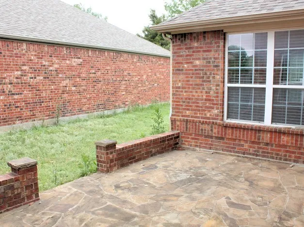 Side patio