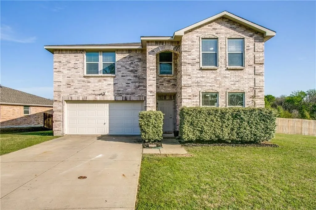 Single Family Residence For Rent in Collin County , 5400 Cedar Mountain Drive, Mc Kinney, Texas 75071, 4 Bedroom, 3 Bathroom, 2 Garage spaces, 2,703 Sqft, built in 2005, mls#21362423, Real Estate Agent in Mc Kinney, Homes For Rent in Collin county, Homes For Rent in Mc Kinney, Realtor in Mc Kinney Texas, Real Estate Brokerage Independent Realty Texas, Luminita Cordes Realtor