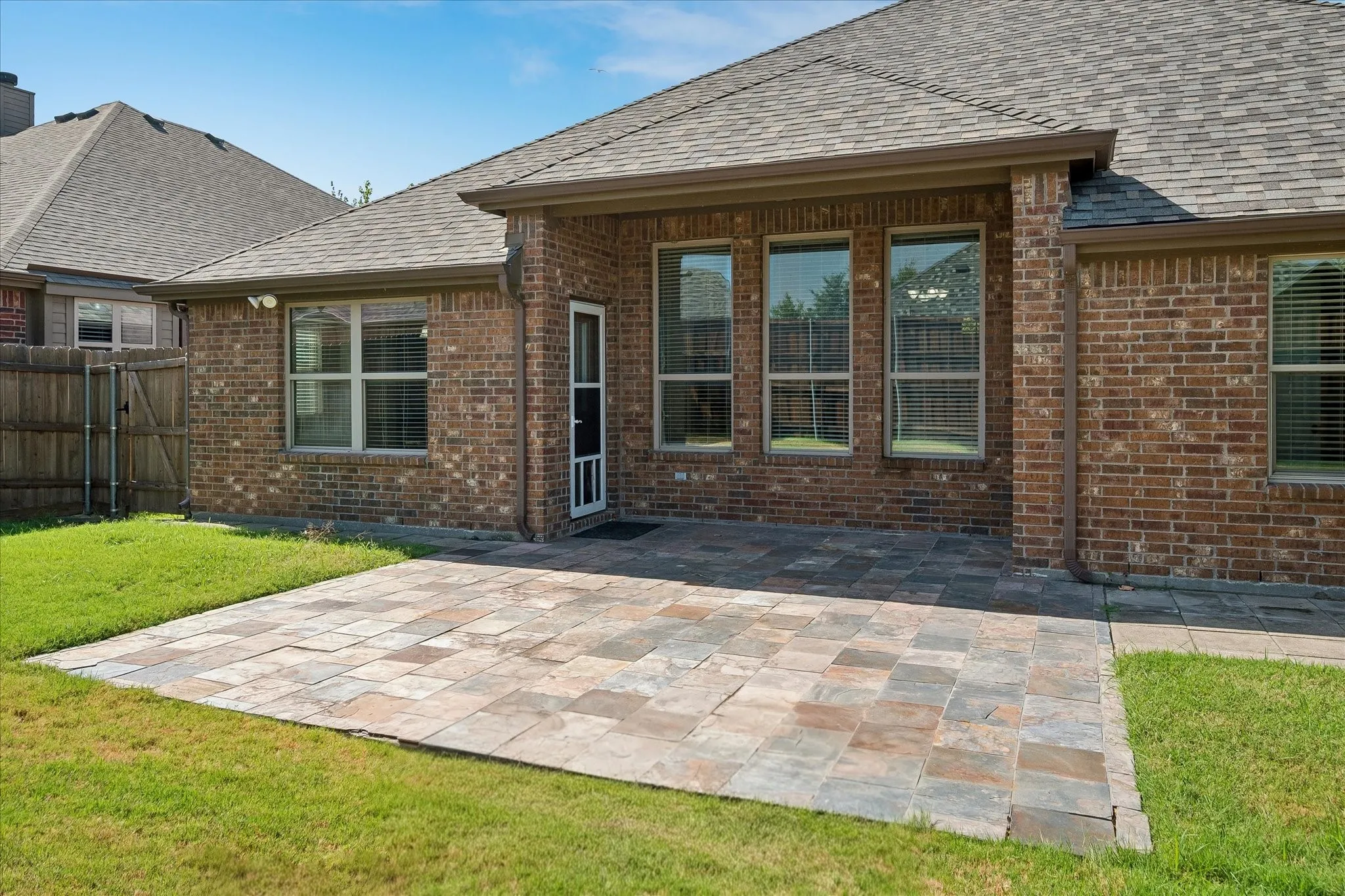 Single Family Residence For Sale in Collin County , 3413 Cedar Lane, Melissa, Texas 75454, 4 Bedroom, 2 Bathroom, 2 Garage spaces, 2,053 Sqft, built in 2014, mls#21347037, Real Estate Agent in Melissa, Homes For Sale in Collin county, Homes For Sale in Melissa, Realtor in Melissa Texas, Real Estate Brokerage Independent Realty Texas, Luminita Cordes Realtor