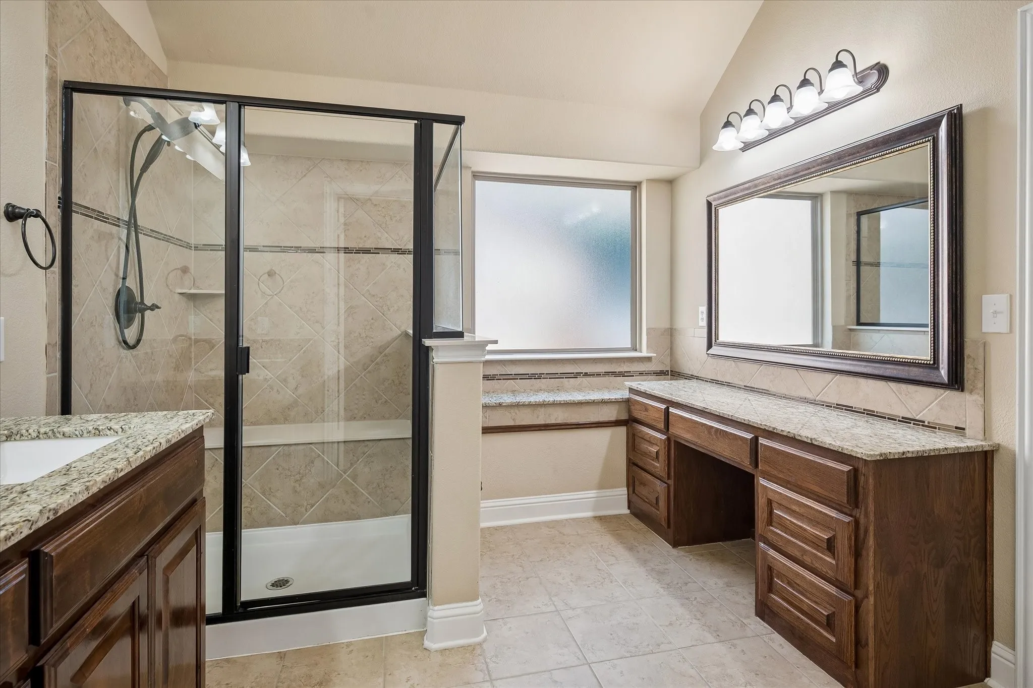 Single Family Residence For Sale in Collin County , 3413 Cedar Lane, Melissa, Texas 75454, 4 Bedroom, 2 Bathroom, 2 Garage spaces, 2,053 Sqft, built in 2014, mls#21347037, Real Estate Agent in Melissa, Homes For Sale in Collin county, Homes For Sale in Melissa, Realtor in Melissa Texas, Real Estate Brokerage Independent Realty Texas, Luminita Cordes Realtor