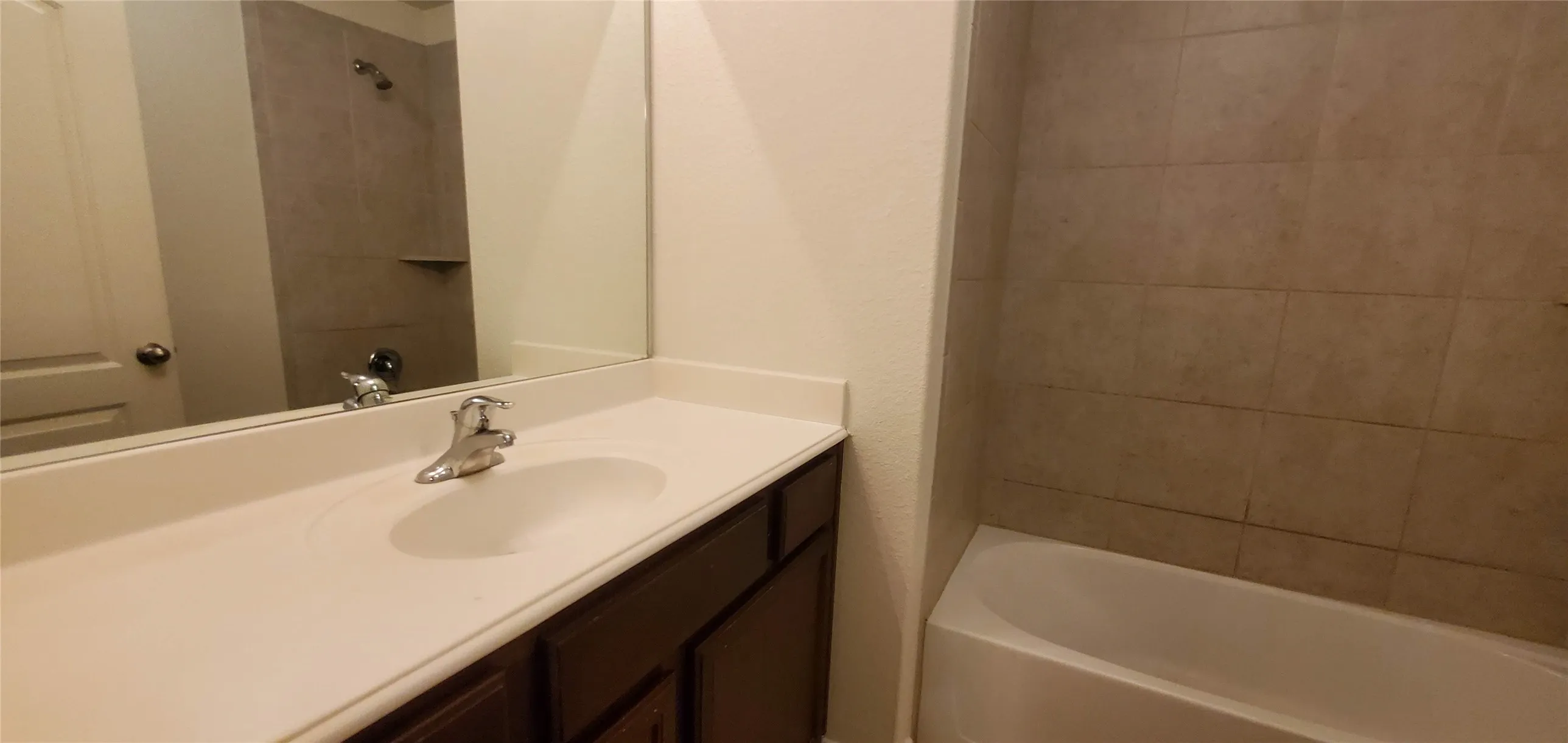 Single Family Residence For Sale in Collin County , 1239 Juniper, Princeton, Texas 75407, 4 Bedroom, 2 Bathroom, 2 Garage spaces, 1,656 Sqft, built in 2017, mls#21362428, Real Estate Agent in Princeton, Homes For Sale in Collin county, Homes For Sale in Princeton, Realtor in Princeton Texas, Real Estate Brokerage Independent Realty Texas, Luminita Cordes Realtor