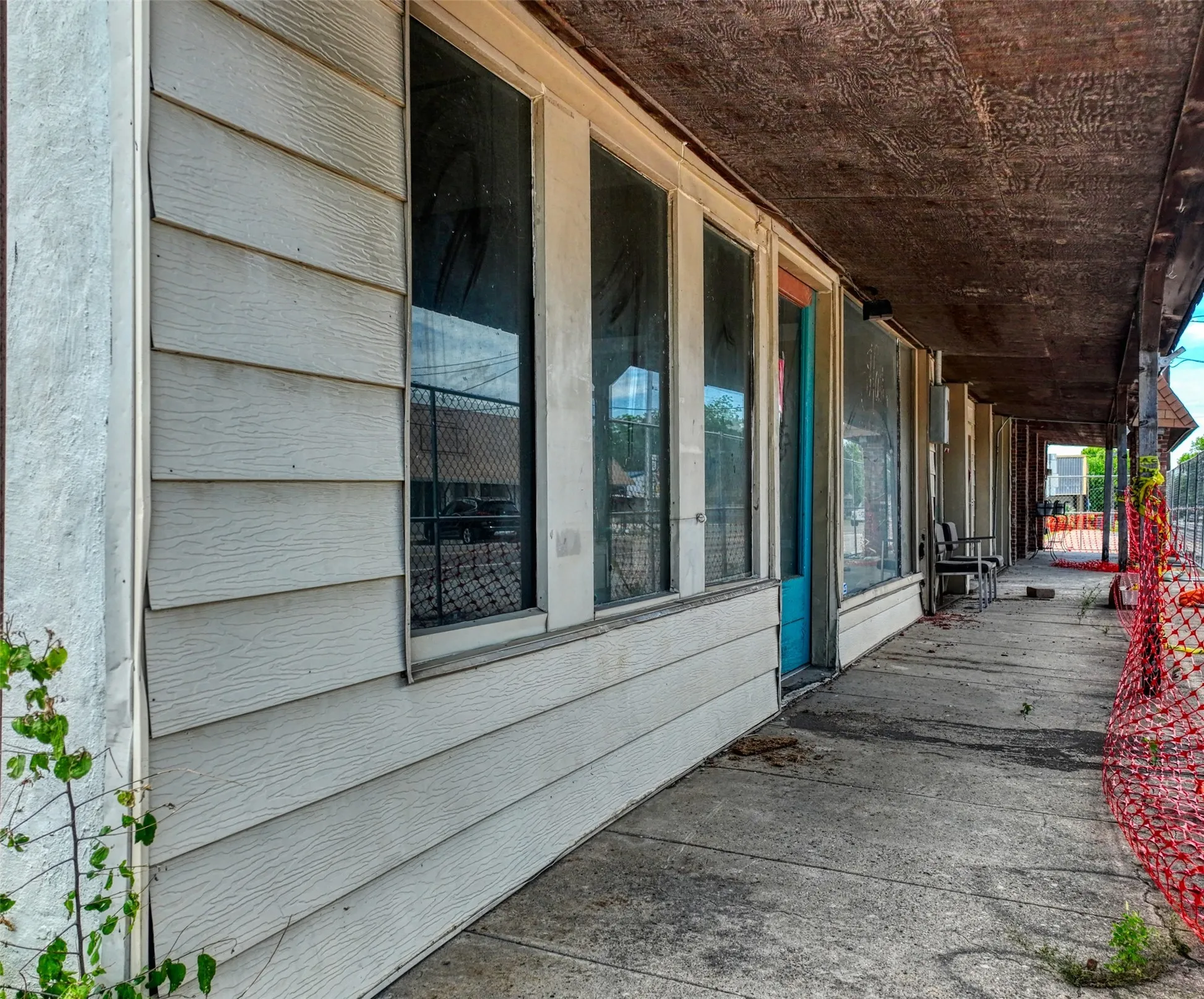 Improved Land For Sale in Wise County , 110 N Wickham Street, Alvord, Texas 76225, 0, 0, Garage spaces, 0 Sqft, built in 1920, Price $59,900, mls#21362430, Real Estate Agent in Alvord, Homes For Sale in Wise county, Homes For Sale in Alvord, Realtor in Alvord Texas, Real Estate Brokerage Independent Realty Texas, Luminita Cordes Realtor