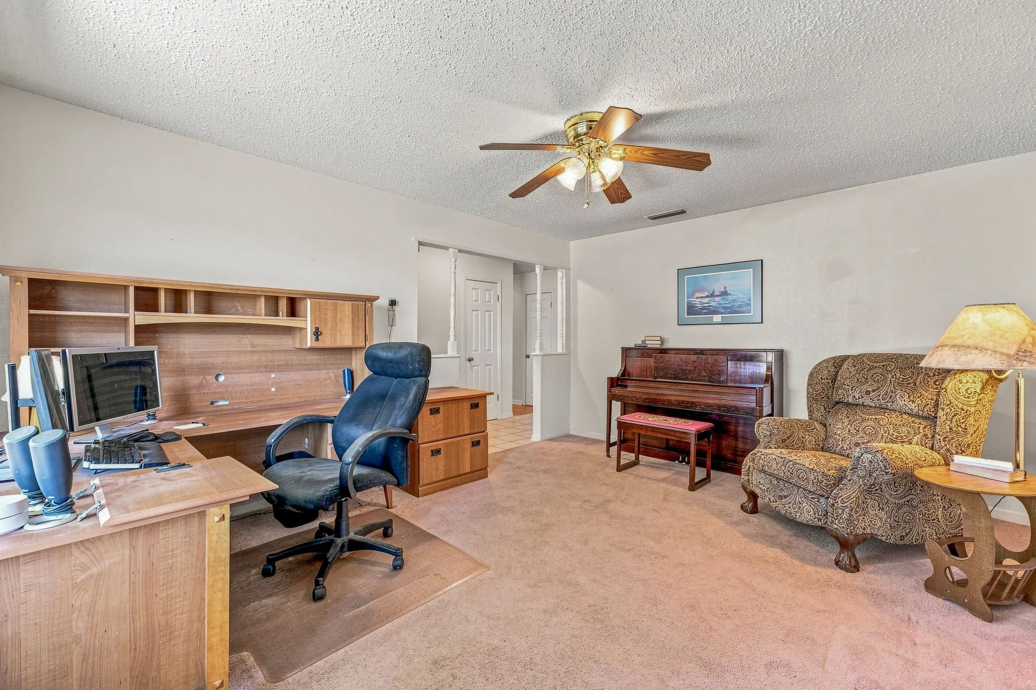 Single Family Residence For Sale in Erath County , 409 N Charlotte, Stephenville, Texas 76401, 4 Bedroom, 3 Bathroom, 2 Garage spaces, 2,223 Sqft, built in 1964, mls#21360531, Real Estate Agent in Stephenville, Homes For Sale in Erath county, Homes For Sale in Stephenville, Realtor in Stephenville Texas, Real Estate Brokerage Independent Realty Texas, Luminita Cordes Realtor