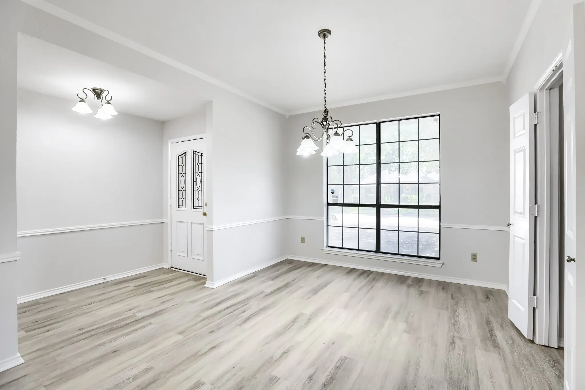 Single Family Residence For Sale in Dallas County , 734 Swallow Drive, Coppell, Texas 75019, 3 Bedroom, 2 Bathroom, 2 Garage spaces, 1,828 Sqft, built in 1985, mls#21360676, Real Estate Agent in Coppell, Homes For Sale in Dallas county, Homes For Sale in Coppell, Realtor in Coppell Texas, Real Estate Brokerage Independent Realty Texas, Luminita Cordes Realtor
