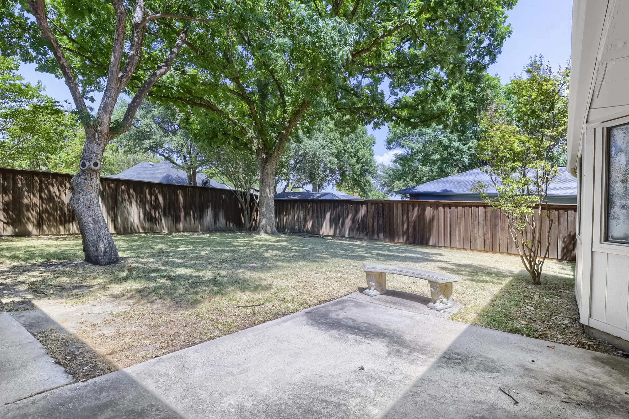 Single Family Residence For Sale in Dallas County , 734 Swallow Drive, Coppell, Texas 75019, 3 Bedroom, 2 Bathroom, 2 Garage spaces, 1,828 Sqft, built in 1985, mls#21360676, Real Estate Agent in Coppell, Homes For Sale in Dallas county, Homes For Sale in Coppell, Realtor in Coppell Texas, Real Estate Brokerage Independent Realty Texas, Luminita Cordes Realtor
