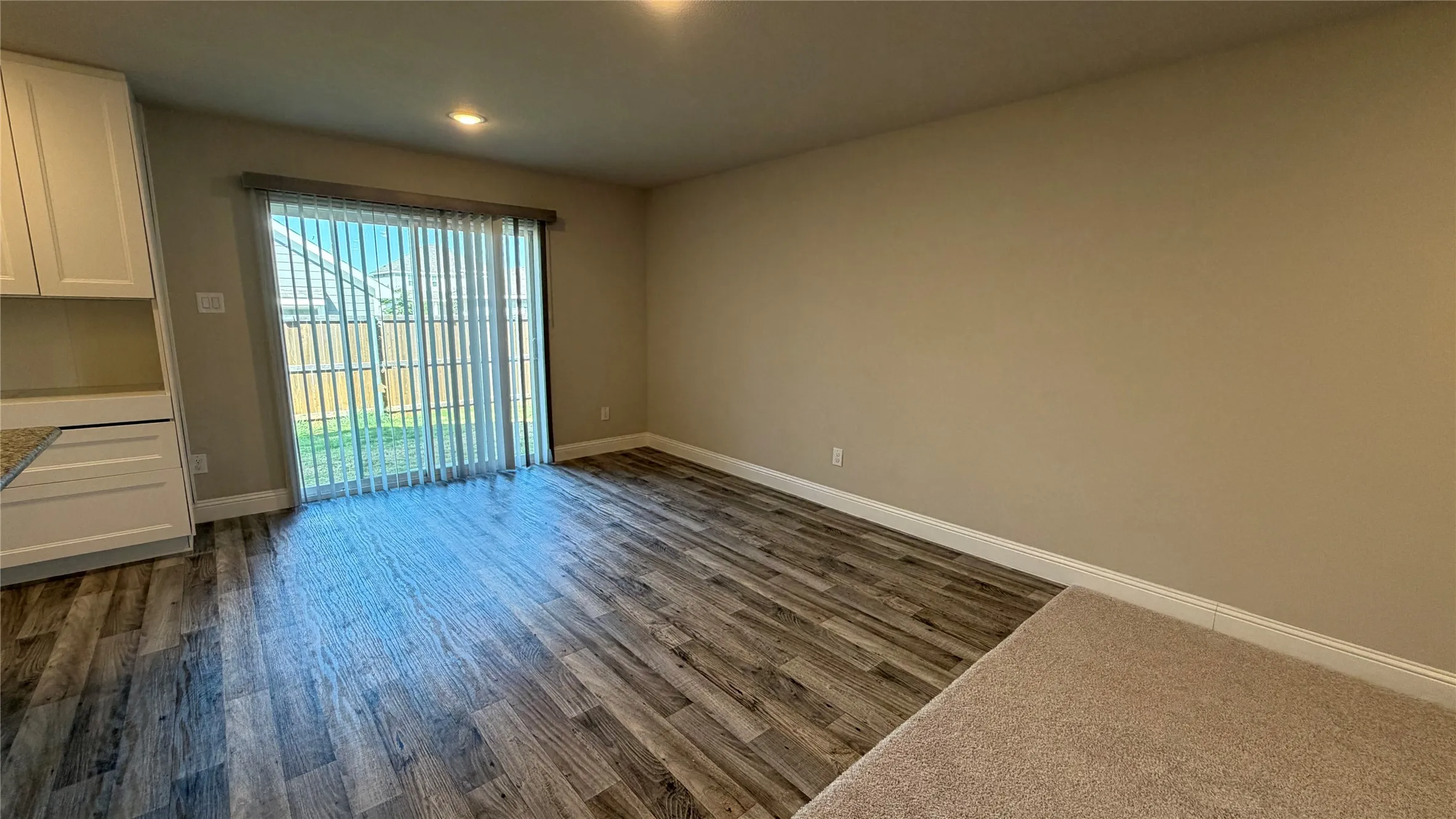 Single Family Residence For Rent in Johnson County , 621 Quail Meadows Drive, Cleburne, Texas 76031, 3 Bedroom, 2 Bathroom, 2 Garage spaces, 1,791 Sqft, built in 2021, Price $2,250, mls#21361268, Real Estate Agent in Cleburne, Homes For Rent in Johnson county, Homes For Rent in Cleburne, Realtor in Cleburne Texas, Real Estate Brokerage Independent Realty Texas, Luminita Cordes Realtor