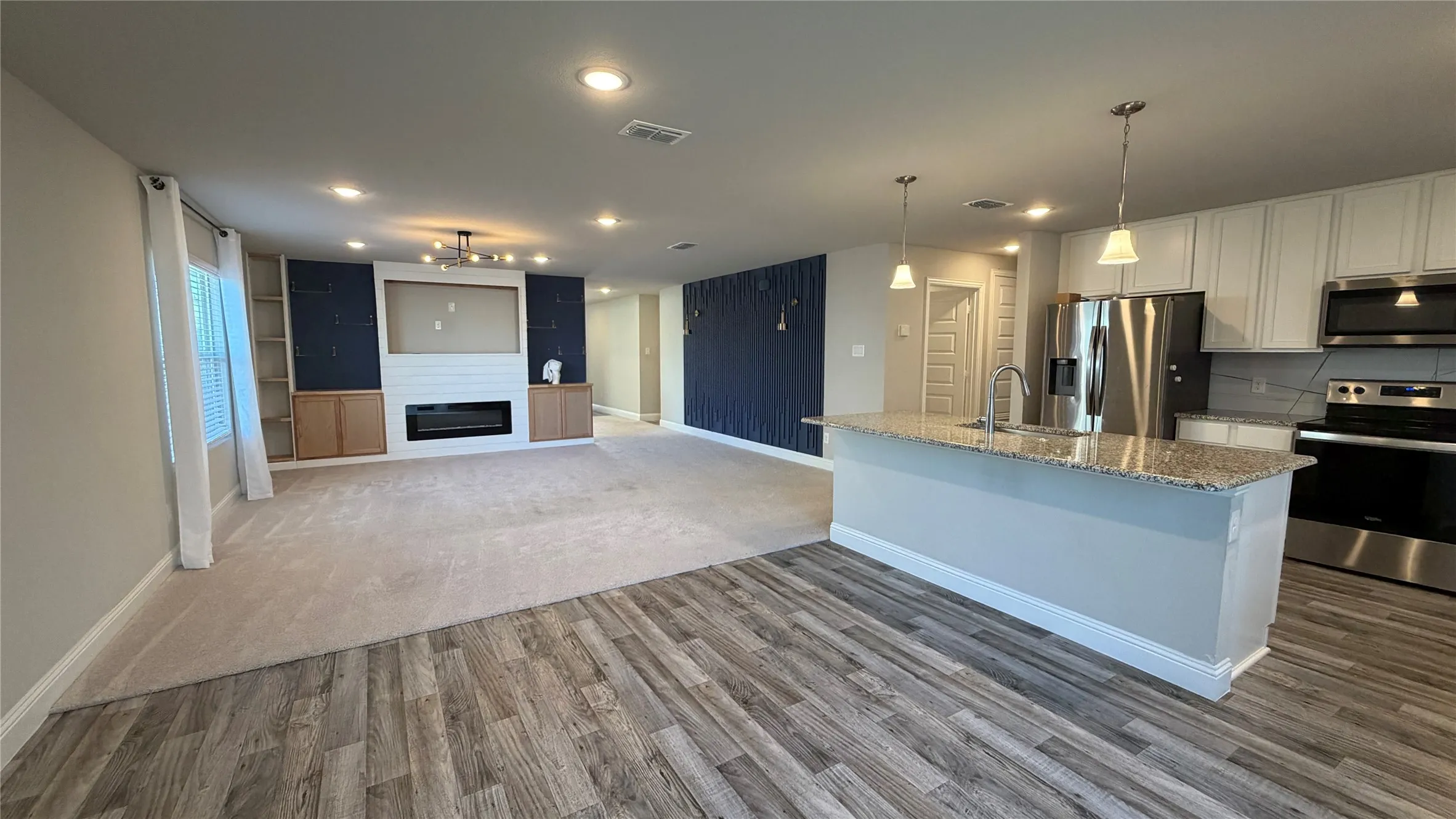 Single Family Residence For Rent in Johnson County , 621 Quail Meadows Drive, Cleburne, Texas 76031, 3 Bedroom, 2 Bathroom, 2 Garage spaces, 1,791 Sqft, built in 2021, Price $2,250, mls#21361268, Real Estate Agent in Cleburne, Homes For Rent in Johnson county, Homes For Rent in Cleburne, Realtor in Cleburne Texas, Real Estate Brokerage Independent Realty Texas, Luminita Cordes Realtor