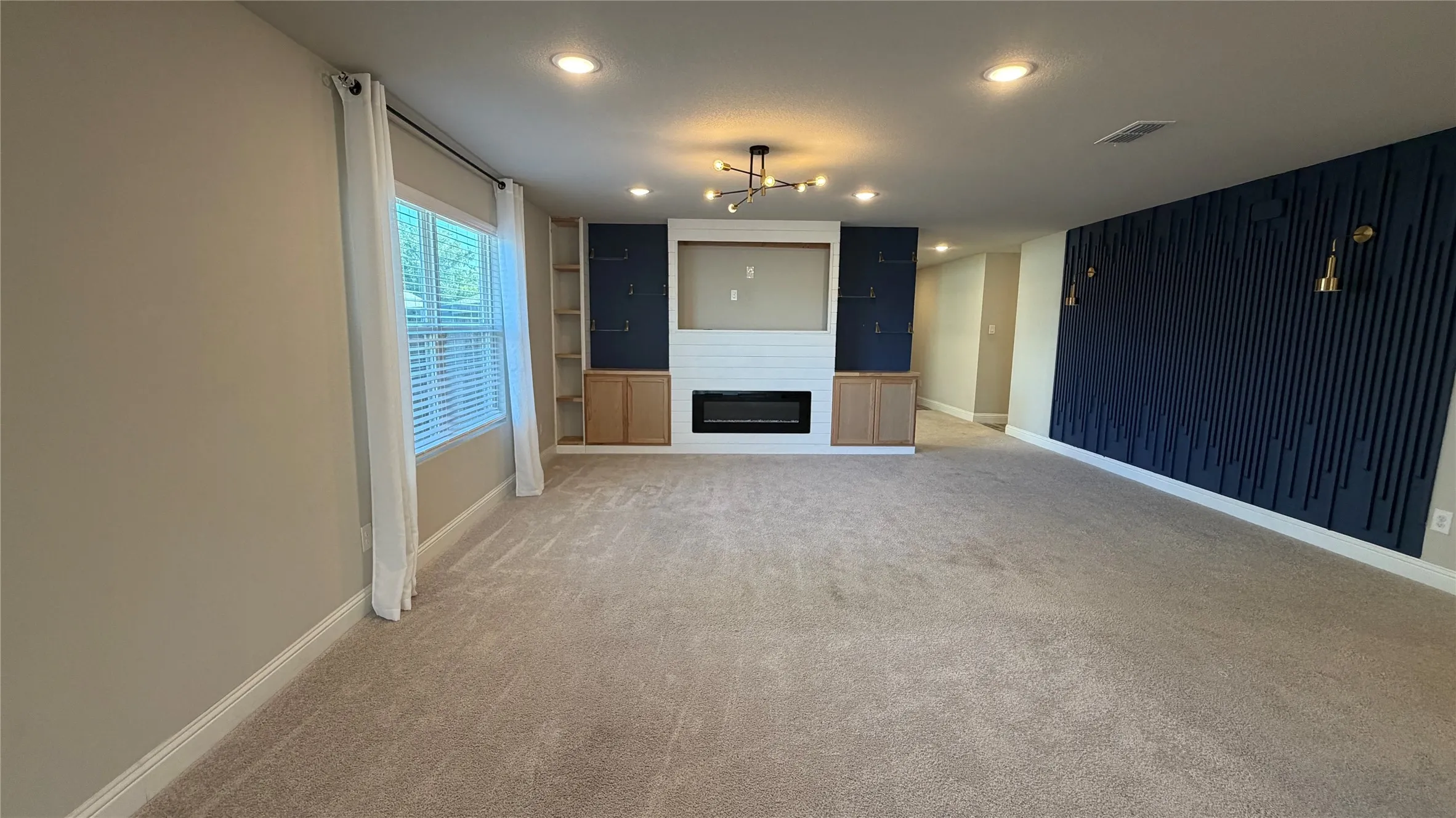 Single Family Residence For Rent in Johnson County , 621 Quail Meadows Drive, Cleburne, Texas 76031, 3 Bedroom, 2 Bathroom, 2 Garage spaces, 1,791 Sqft, built in 2021, Price $2,250, mls#21361268, Real Estate Agent in Cleburne, Homes For Rent in Johnson county, Homes For Rent in Cleburne, Realtor in Cleburne Texas, Real Estate Brokerage Independent Realty Texas, Luminita Cordes Realtor