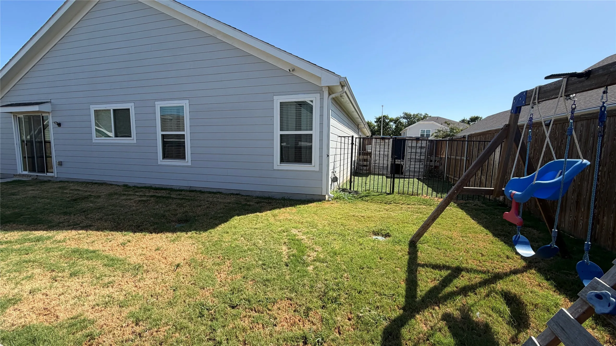 Single Family Residence For Rent in Johnson County , 621 Quail Meadows Drive, Cleburne, Texas 76031, 3 Bedroom, 2 Bathroom, 2 Garage spaces, 1,791 Sqft, built in 2021, Price $2,250, mls#21361268, Real Estate Agent in Cleburne, Homes For Rent in Johnson county, Homes For Rent in Cleburne, Realtor in Cleburne Texas, Real Estate Brokerage Independent Realty Texas, Luminita Cordes Realtor