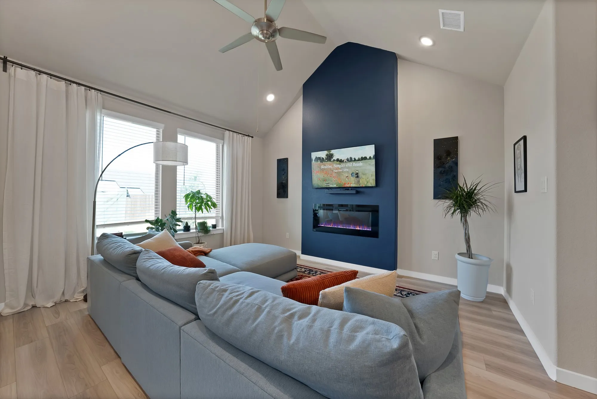 Single Family Residence For Sale in Tarrant County , 10621 Tuxinaw Trail, Fort Worth, Texas 76179, 5 Bedroom, 3 Bathroom, 2 Garage spaces, 3,015 Sqft, built in 2023, mls#21361632, Real Estate Agent in Fort Worth, Homes For Sale in Tarrant county, Homes For Sale in Fort Worth, Realtor in Fort Worth Texas, Real Estate Brokerage Independent Realty Texas, Luminita Cordes Realtor