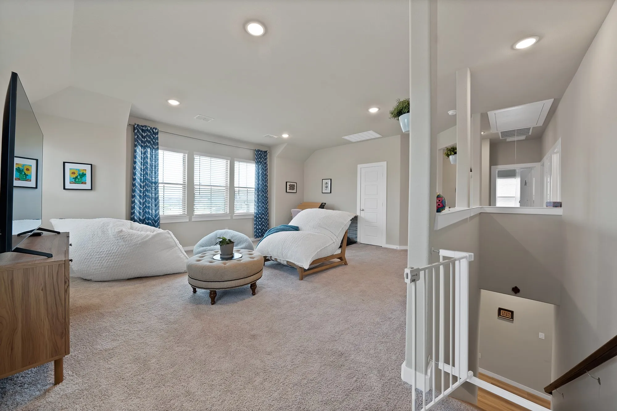 Single Family Residence For Sale in Tarrant County , 10621 Tuxinaw Trail, Fort Worth, Texas 76179, 5 Bedroom, 3 Bathroom, 2 Garage spaces, 3,015 Sqft, built in 2023, mls#21361632, Real Estate Agent in Fort Worth, Homes For Sale in Tarrant county, Homes For Sale in Fort Worth, Realtor in Fort Worth Texas, Real Estate Brokerage Independent Realty Texas, Luminita Cordes Realtor