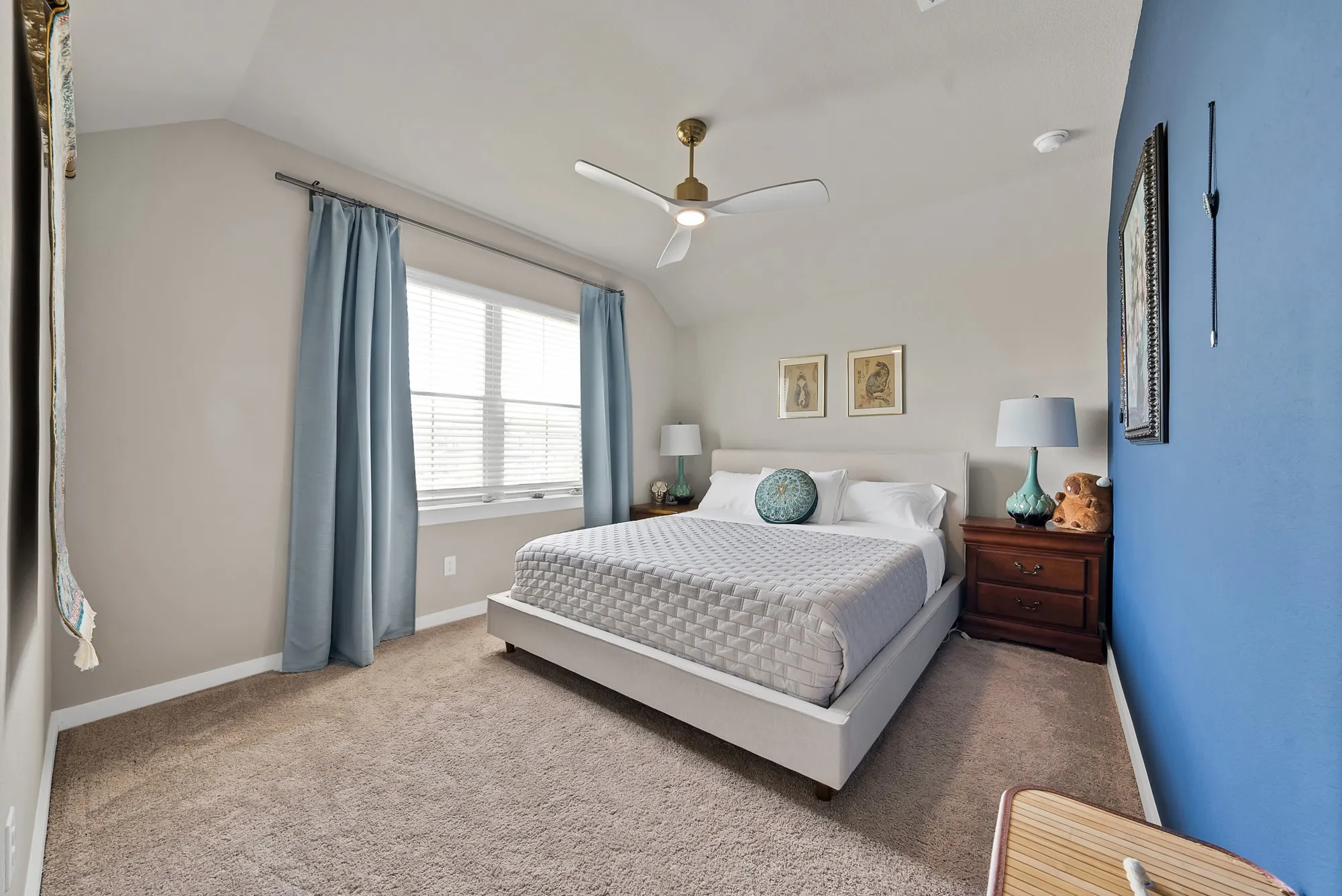 Single Family Residence For Sale in Tarrant County , 10621 Tuxinaw Trail, Fort Worth, Texas 76179, 5 Bedroom, 3 Bathroom, 2 Garage spaces, 3,015 Sqft, built in 2023, mls#21361632, Real Estate Agent in Fort Worth, Homes For Sale in Tarrant county, Homes For Sale in Fort Worth, Realtor in Fort Worth Texas, Real Estate Brokerage Independent Realty Texas, Luminita Cordes Realtor