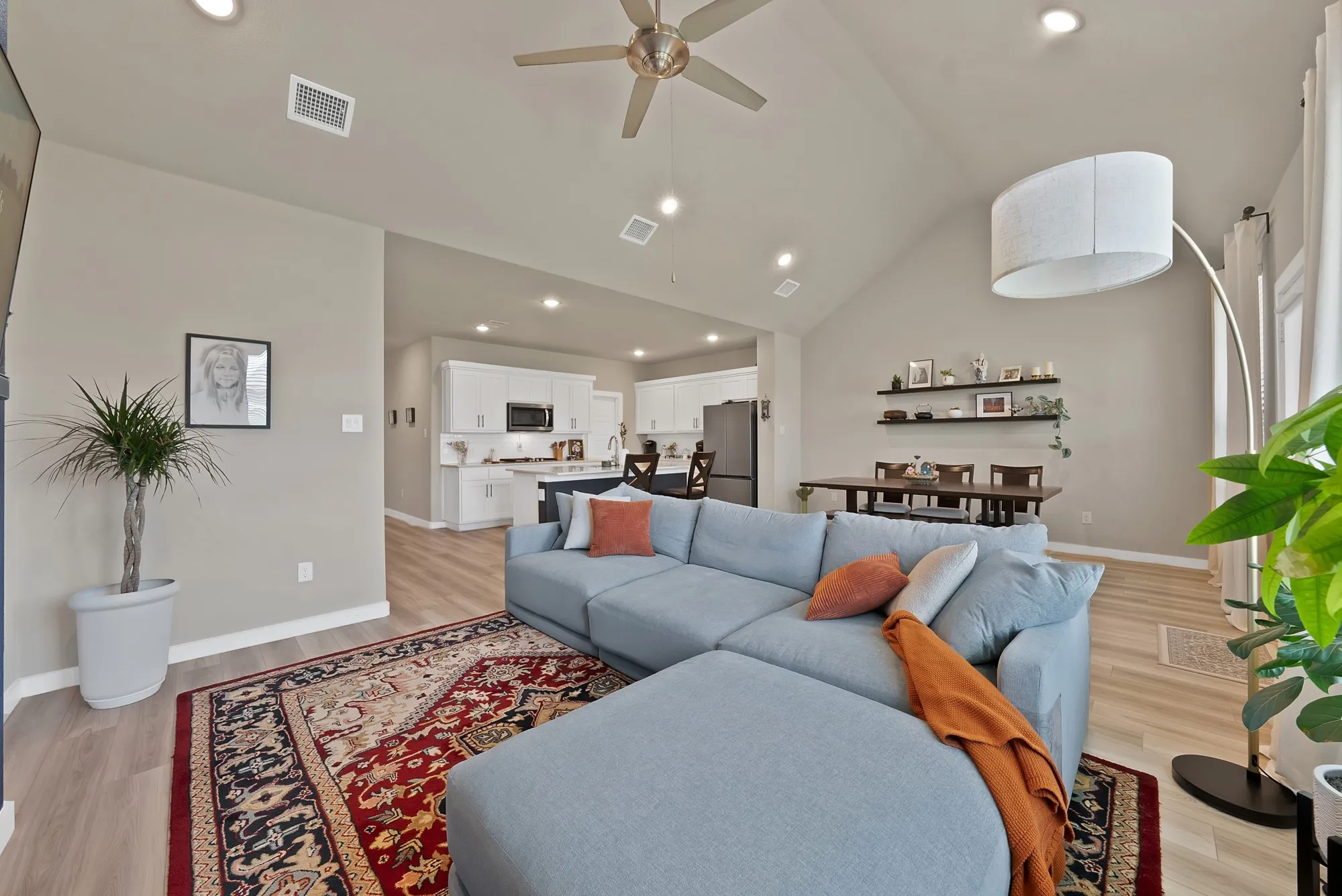 Single Family Residence For Sale in Tarrant County , 10621 Tuxinaw Trail, Fort Worth, Texas 76179, 5 Bedroom, 3 Bathroom, 2 Garage spaces, 3,015 Sqft, built in 2023, mls#21361632, Real Estate Agent in Fort Worth, Homes For Sale in Tarrant county, Homes For Sale in Fort Worth, Realtor in Fort Worth Texas, Real Estate Brokerage Independent Realty Texas, Luminita Cordes Realtor