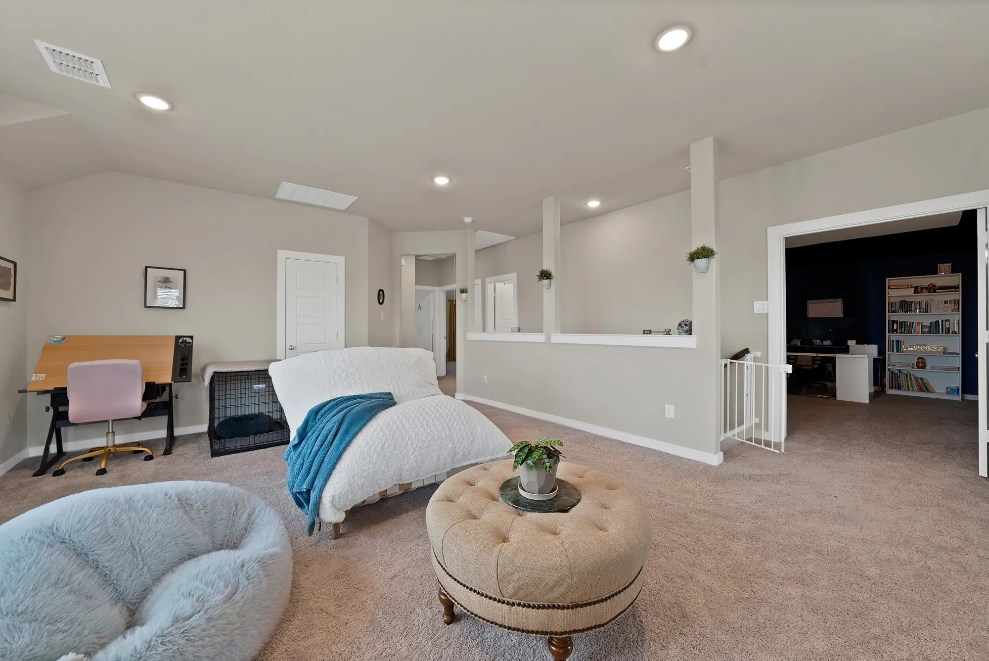 Single Family Residence For Sale in Tarrant County , 10621 Tuxinaw Trail, Fort Worth, Texas 76179, 5 Bedroom, 3 Bathroom, 2 Garage spaces, 3,015 Sqft, built in 2023, mls#21361632, Real Estate Agent in Fort Worth, Homes For Sale in Tarrant county, Homes For Sale in Fort Worth, Realtor in Fort Worth Texas, Real Estate Brokerage Independent Realty Texas, Luminita Cordes Realtor