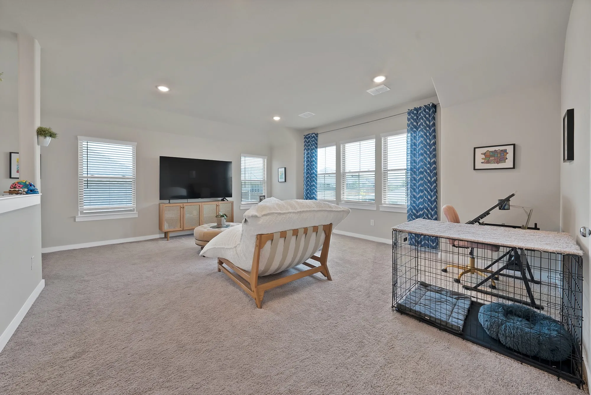 Single Family Residence For Sale in Tarrant County , 10621 Tuxinaw Trail, Fort Worth, Texas 76179, 5 Bedroom, 3 Bathroom, 2 Garage spaces, 3,015 Sqft, built in 2023, mls#21361632, Real Estate Agent in Fort Worth, Homes For Sale in Tarrant county, Homes For Sale in Fort Worth, Realtor in Fort Worth Texas, Real Estate Brokerage Independent Realty Texas, Luminita Cordes Realtor