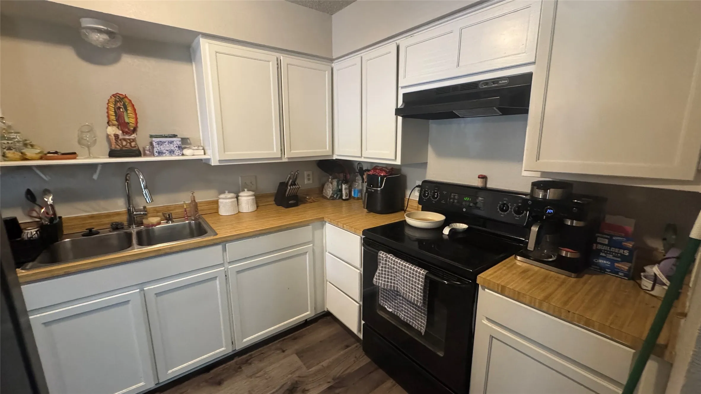 Duplex For Sale in Tarrant County , 1036 Enfilar Lane, Arlington, Texas 76017, 4 Bedroom, 4 Bathroom, Garage spaces, 0 Sqft, built in 1987, mls#21361412, Real Estate Agent in Arlington, Homes For Sale in Tarrant county, Homes For Sale in Arlington, Realtor in Arlington Texas, Real Estate Brokerage Independent Realty Texas, Luminita Cordes Realtor