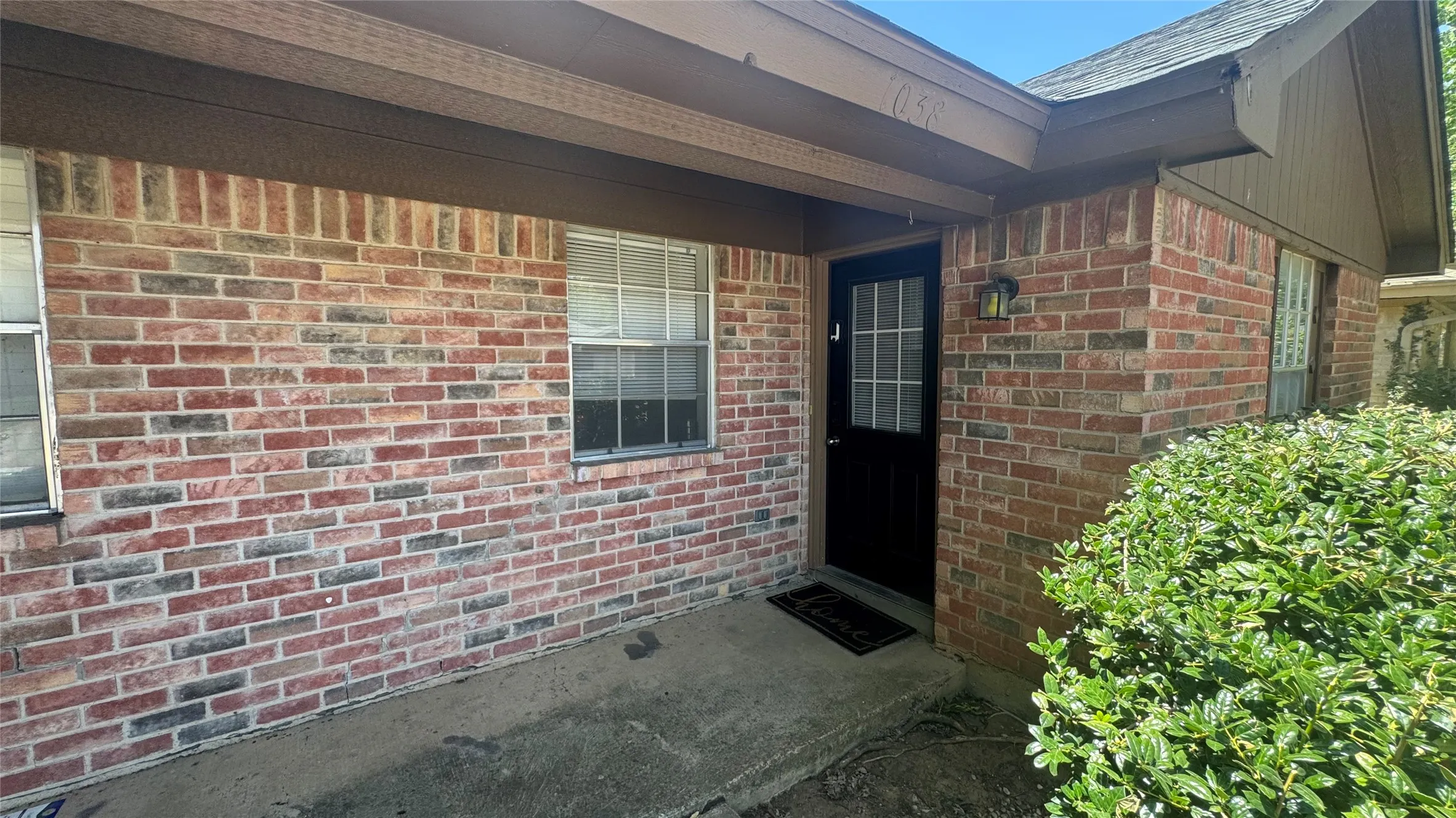 Duplex For Sale in Tarrant County , 1036 Enfilar Lane, Arlington, Texas 76017, 4 Bedroom, 4 Bathroom, Garage spaces, 0 Sqft, built in 1987, mls#21361412, Real Estate Agent in Arlington, Homes For Sale in Tarrant county, Homes For Sale in Arlington, Realtor in Arlington Texas, Real Estate Brokerage Independent Realty Texas, Luminita Cordes Realtor