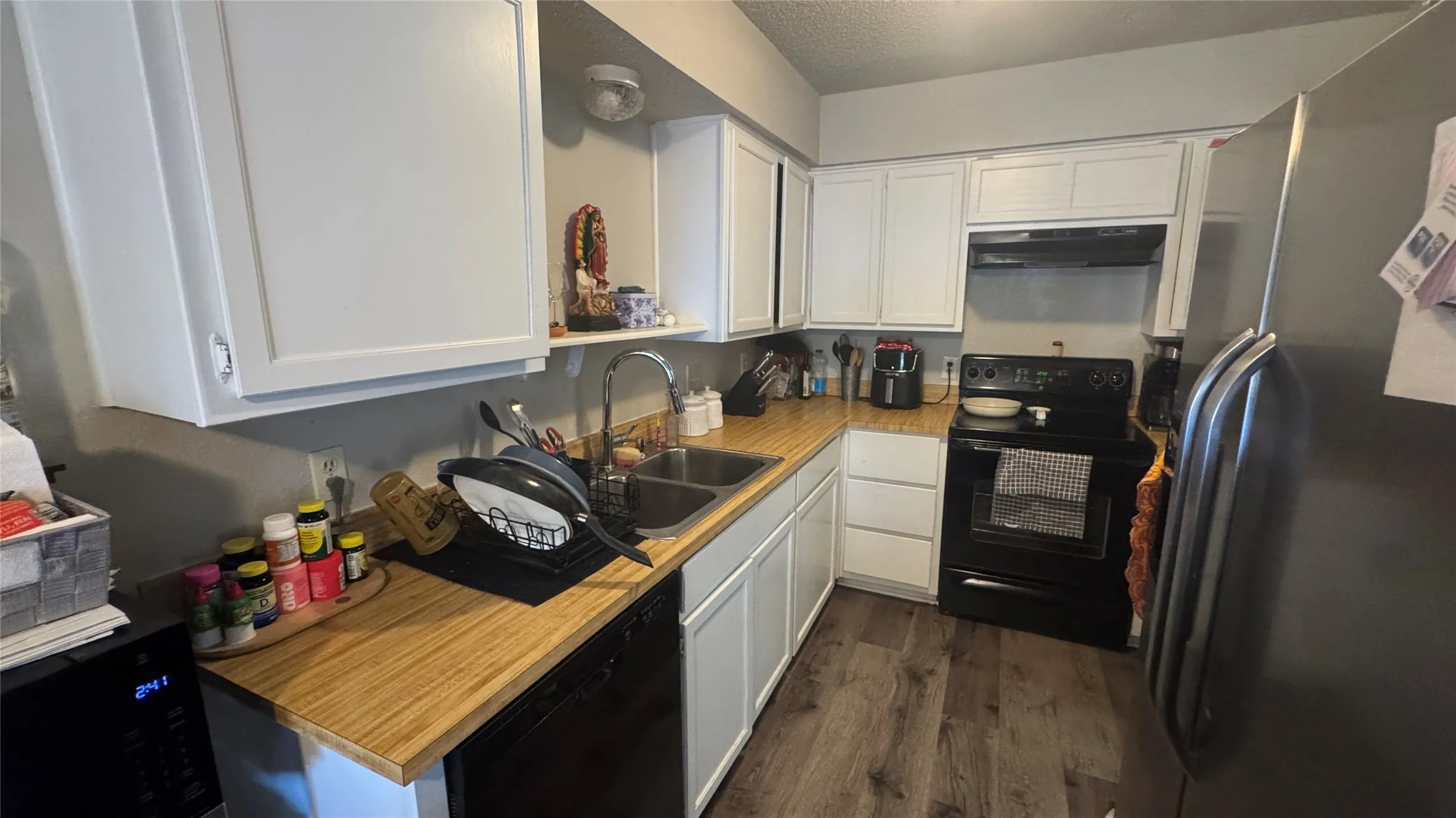Duplex For Sale in Tarrant County , 1036 Enfilar Lane, Arlington, Texas 76017, 4 Bedroom, 4 Bathroom, Garage spaces, 0 Sqft, built in 1987, mls#21361412, Real Estate Agent in Arlington, Homes For Sale in Tarrant county, Homes For Sale in Arlington, Realtor in Arlington Texas, Real Estate Brokerage Independent Realty Texas, Luminita Cordes Realtor