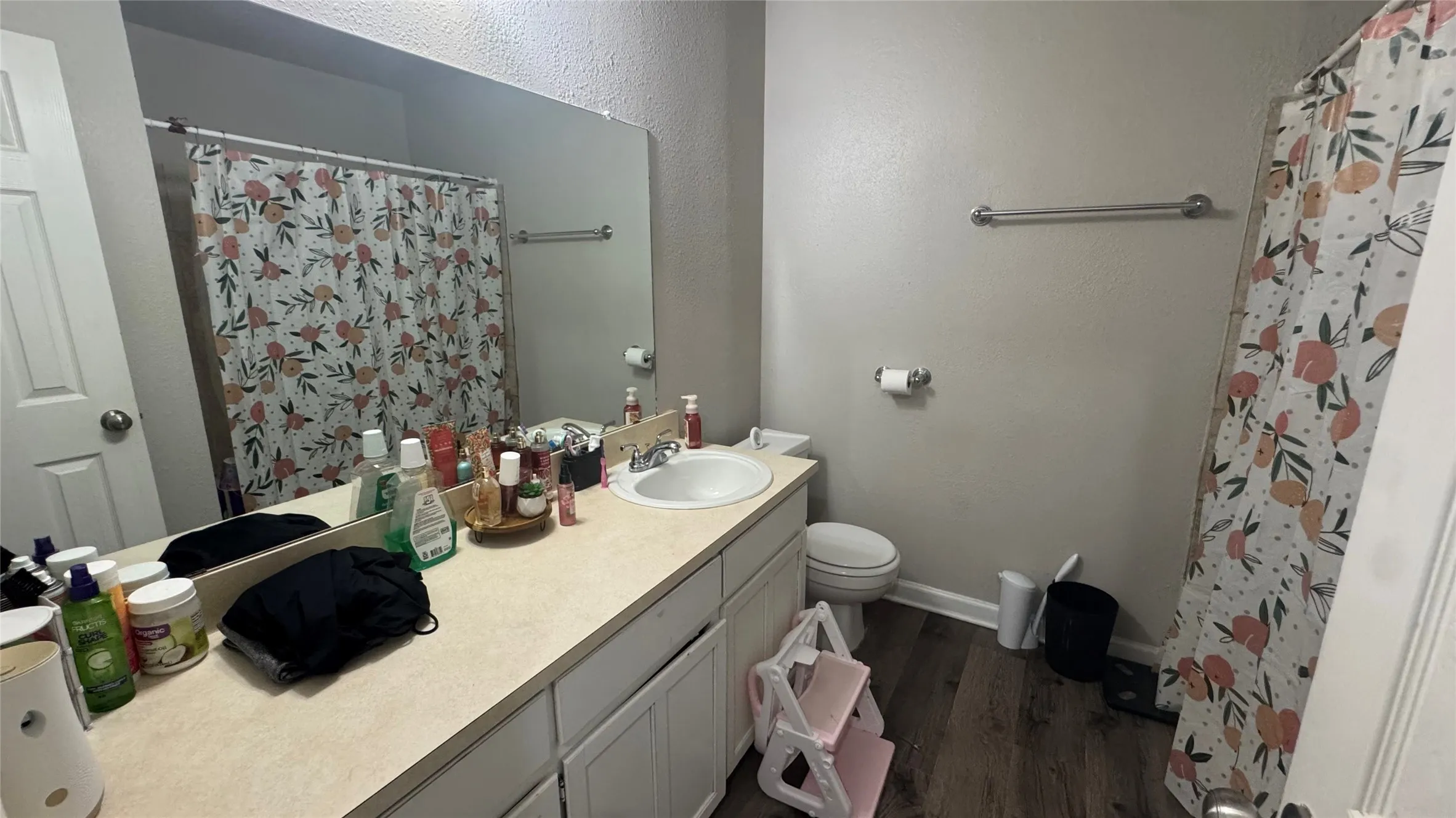 Duplex For Sale in Tarrant County , 1036 Enfilar Lane, Arlington, Texas 76017, 4 Bedroom, 4 Bathroom, Garage spaces, 0 Sqft, built in 1987, mls#21361412, Real Estate Agent in Arlington, Homes For Sale in Tarrant county, Homes For Sale in Arlington, Realtor in Arlington Texas, Real Estate Brokerage Independent Realty Texas, Luminita Cordes Realtor