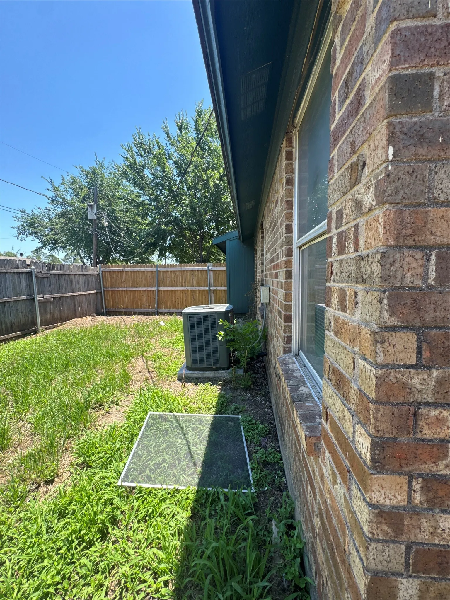 Duplex For Sale in Tarrant County , 7483 Tiffany Meadows Lane, Fort Worth, Texas 76140, 4 Bedroom, 4 Bathroom, Garage spaces, 0 Sqft, built in 1984, mls#21361396, Real Estate Agent in Fort Worth, Homes For Sale in Tarrant county, Homes For Sale in Fort Worth, Realtor in Fort Worth Texas, Real Estate Brokerage Independent Realty Texas, Luminita Cordes Realtor