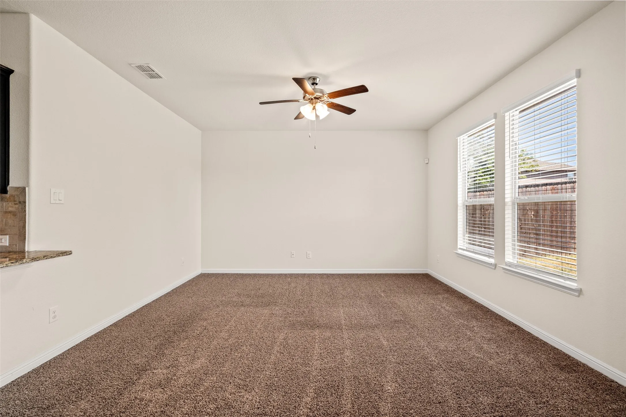 Single Family Residence For Rent in Tarrant County , 9404 Blaine Drive, Fort Worth, Texas 76177, 5 Bedroom, 3 Bathroom, 2 Garage spaces, 2,630 Sqft, built in 2019, mls#21362451, Real Estate Agent in Fort Worth, Homes For Rent in Tarrant county, Homes For Rent in Fort Worth, Realtor in Fort Worth Texas, Real Estate Brokerage Independent Realty Texas, Luminita Cordes Realtor