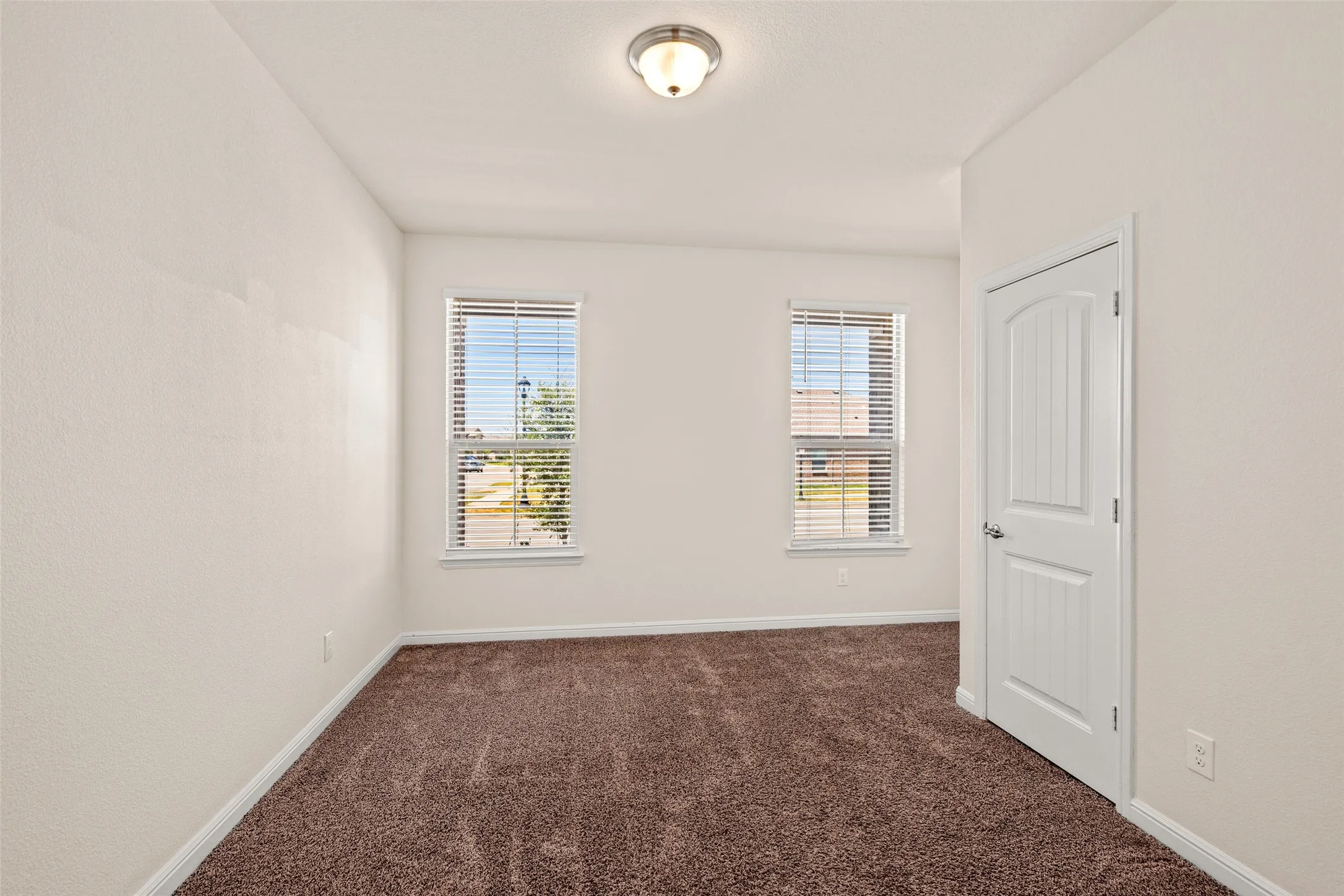 Single Family Residence For Rent in Tarrant County , 9404 Blaine Drive, Fort Worth, Texas 76177, 5 Bedroom, 3 Bathroom, 2 Garage spaces, 2,630 Sqft, built in 2019, mls#21362451, Real Estate Agent in Fort Worth, Homes For Rent in Tarrant county, Homes For Rent in Fort Worth, Realtor in Fort Worth Texas, Real Estate Brokerage Independent Realty Texas, Luminita Cordes Realtor