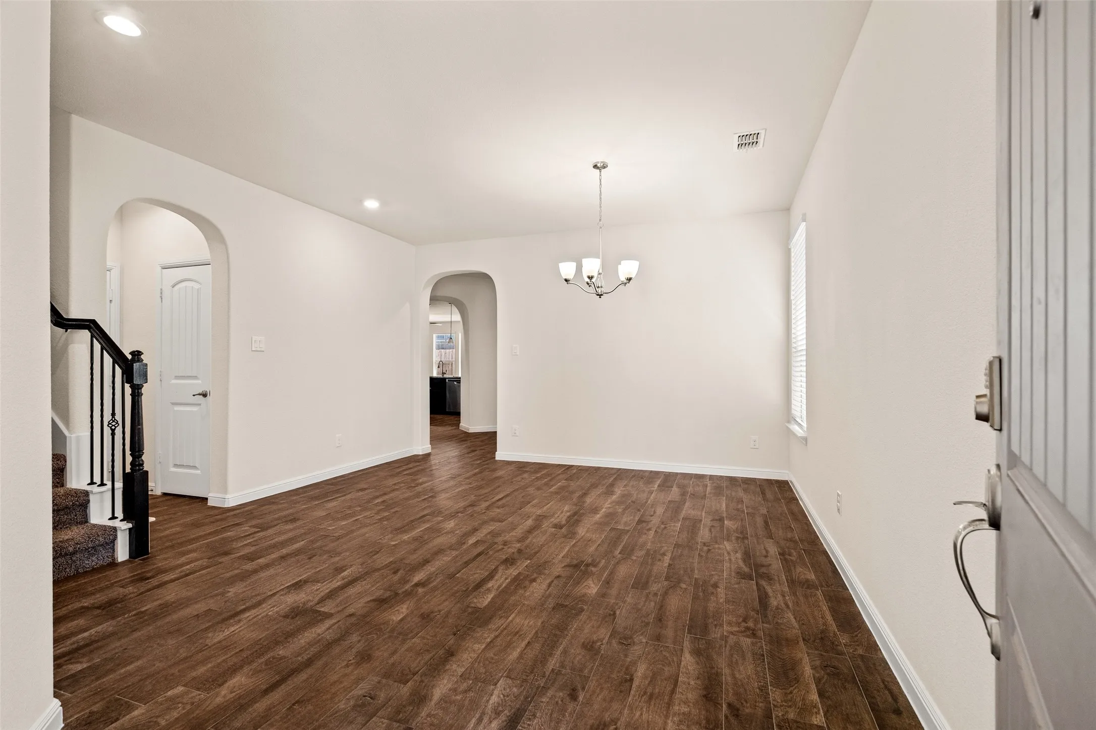 Single Family Residence For Rent in Tarrant County , 9404 Blaine Drive, Fort Worth, Texas 76177, 5 Bedroom, 3 Bathroom, 2 Garage spaces, 2,630 Sqft, built in 2019, mls#21362451, Real Estate Agent in Fort Worth, Homes For Rent in Tarrant county, Homes For Rent in Fort Worth, Realtor in Fort Worth Texas, Real Estate Brokerage Independent Realty Texas, Luminita Cordes Realtor
