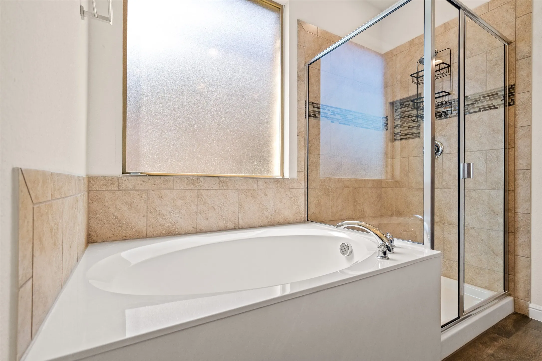 Single Family Residence For Rent in Tarrant County , 9404 Blaine Drive, Fort Worth, Texas 76177, 5 Bedroom, 3 Bathroom, 2 Garage spaces, 2,630 Sqft, built in 2019, mls#21362451, Real Estate Agent in Fort Worth, Homes For Rent in Tarrant county, Homes For Rent in Fort Worth, Realtor in Fort Worth Texas, Real Estate Brokerage Independent Realty Texas, Luminita Cordes Realtor