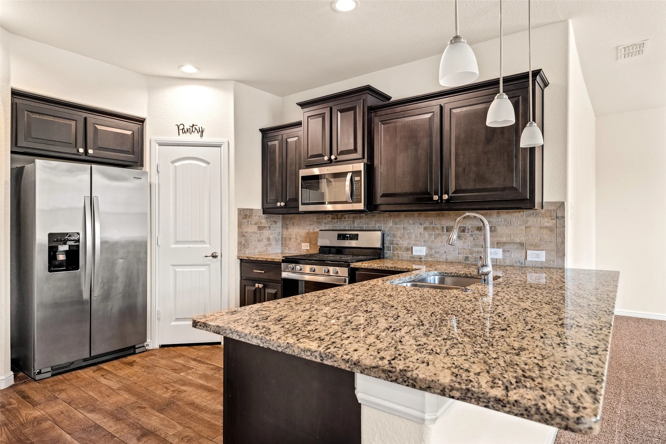Single Family Residence For Rent in Tarrant County , 9404 Blaine Drive, Fort Worth, Texas 76177, 5 Bedroom, 3 Bathroom, 2 Garage spaces, 2,630 Sqft, built in 2019, mls#21362451, Real Estate Agent in Fort Worth, Homes For Rent in Tarrant county, Homes For Rent in Fort Worth, Realtor in Fort Worth Texas, Real Estate Brokerage Independent Realty Texas, Luminita Cordes Realtor