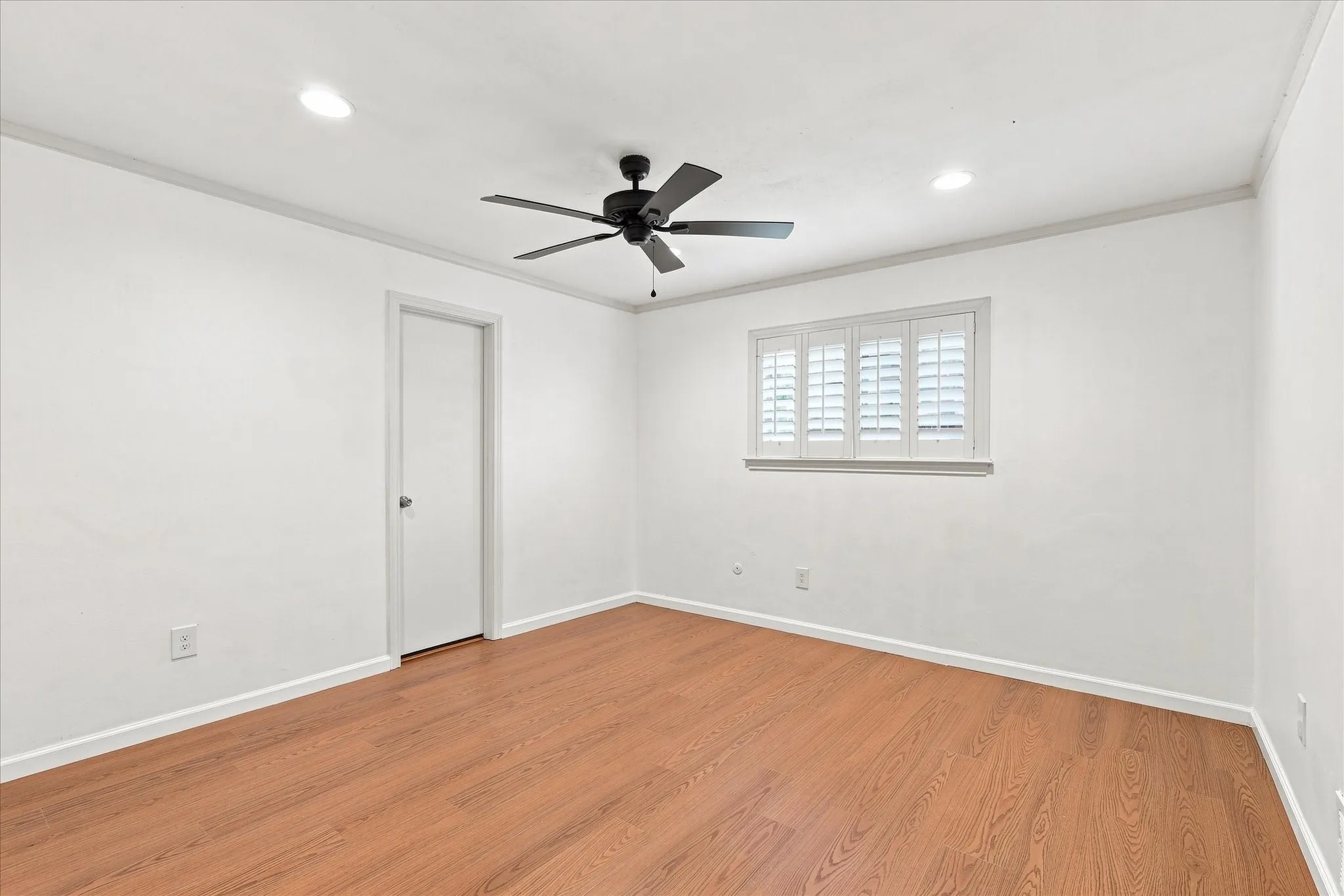 Single Family Residence For Sale in Dallas County , 8721 Flint Falls Drive, Dallas, Texas 75243, 4 Bedroom, 3 Bathroom, 2 Garage spaces, 2,189 Sqft, built in 1976, mls#21362465, Real Estate Agent in Dallas, Homes For Sale in Dallas county, Homes For Sale in Dallas, Realtor in Dallas Texas, Real Estate Brokerage Independent Realty Texas, Luminita Cordes Realtor