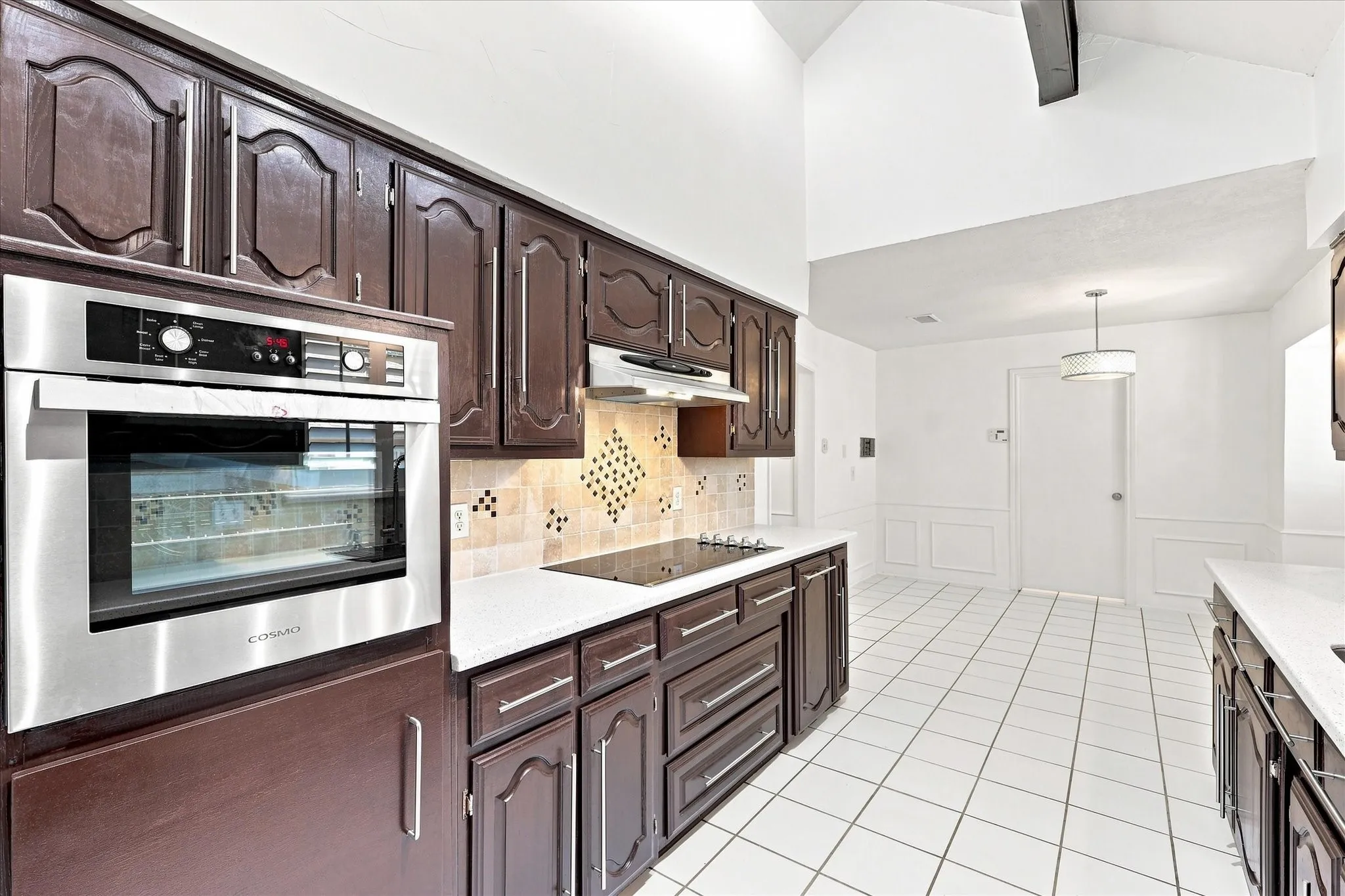 Single Family Residence For Sale in Dallas County , 8721 Flint Falls Drive, Dallas, Texas 75243, 4 Bedroom, 3 Bathroom, 2 Garage spaces, 2,189 Sqft, built in 1976, mls#21362465, Real Estate Agent in Dallas, Homes For Sale in Dallas county, Homes For Sale in Dallas, Realtor in Dallas Texas, Real Estate Brokerage Independent Realty Texas, Luminita Cordes Realtor