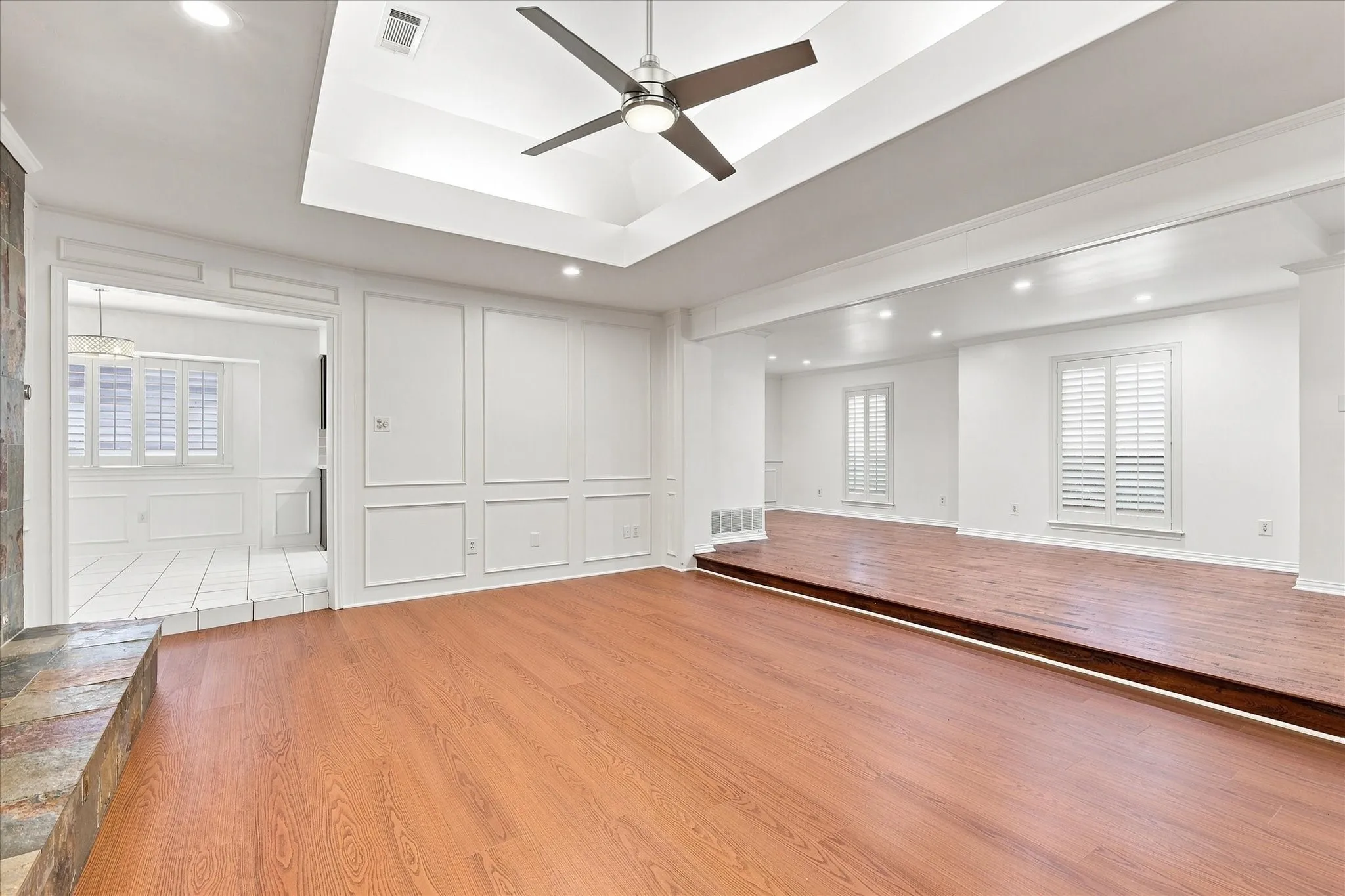 Single Family Residence For Sale in Dallas County , 8721 Flint Falls Drive, Dallas, Texas 75243, 4 Bedroom, 3 Bathroom, 2 Garage spaces, 2,189 Sqft, built in 1976, mls#21362465, Real Estate Agent in Dallas, Homes For Sale in Dallas county, Homes For Sale in Dallas, Realtor in Dallas Texas, Real Estate Brokerage Independent Realty Texas, Luminita Cordes Realtor