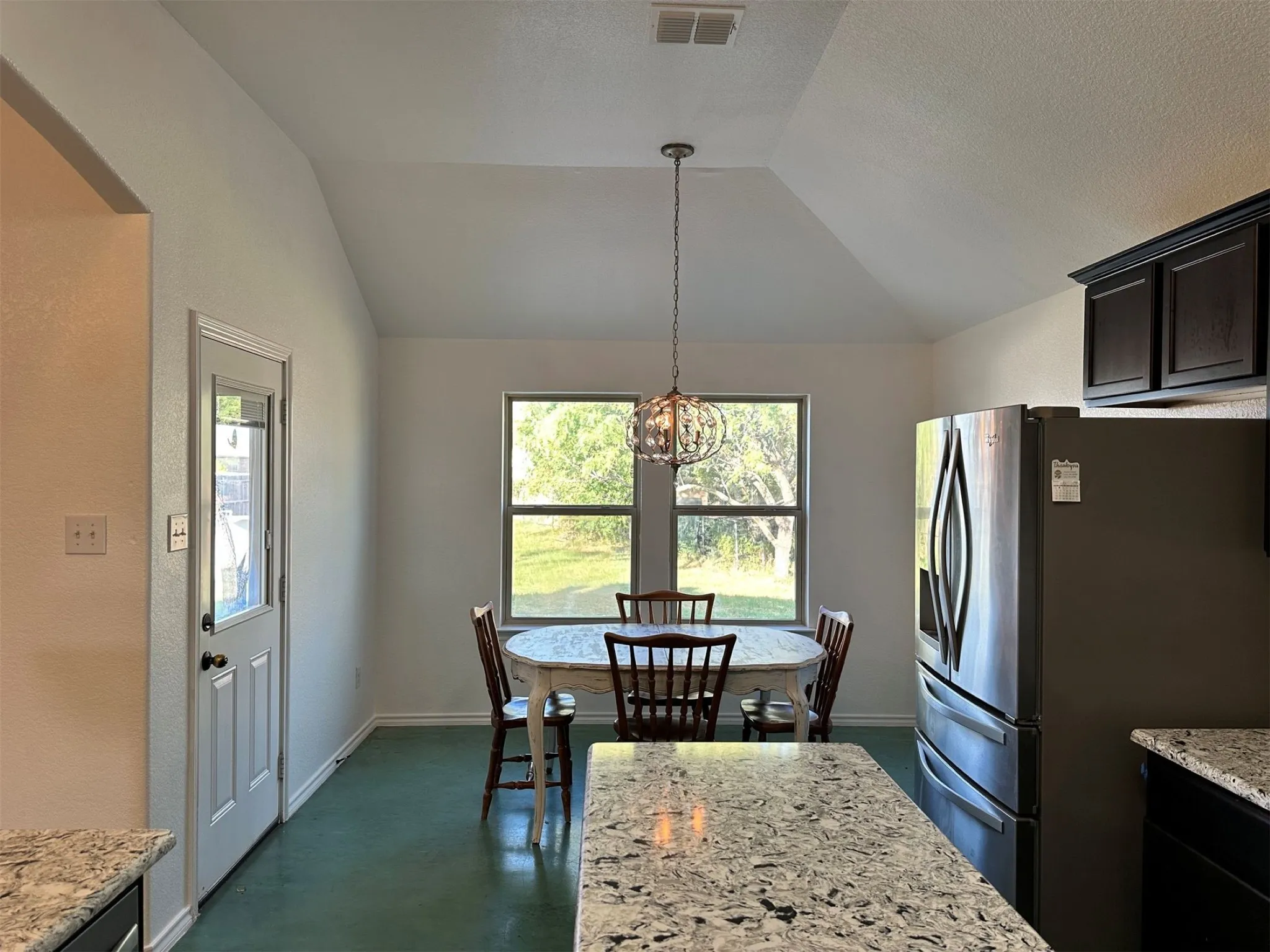 Single Family Residence For Sale in Erath County , 805 Wind Song, Stephenville, Texas 76401, 3 Bedroom, 2 Bathroom, 2 Garage spaces, 1,628 Sqft, built in 2015, mls#21361383, Real Estate Agent in Stephenville, Homes For Sale in Erath county, Homes For Sale in Stephenville, Realtor in Stephenville Texas, Real Estate Brokerage Independent Realty Texas, Luminita Cordes Realtor