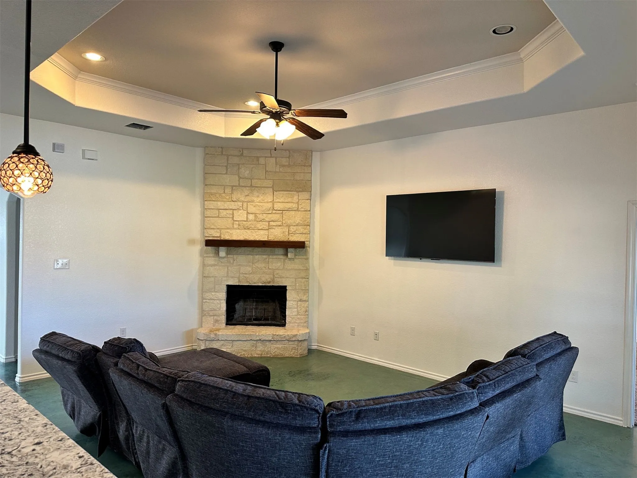 Single Family Residence For Sale in Erath County , 805 Wind Song, Stephenville, Texas 76401, 3 Bedroom, 2 Bathroom, 2 Garage spaces, 1,628 Sqft, built in 2015, mls#21361383, Real Estate Agent in Stephenville, Homes For Sale in Erath county, Homes For Sale in Stephenville, Realtor in Stephenville Texas, Real Estate Brokerage Independent Realty Texas, Luminita Cordes Realtor