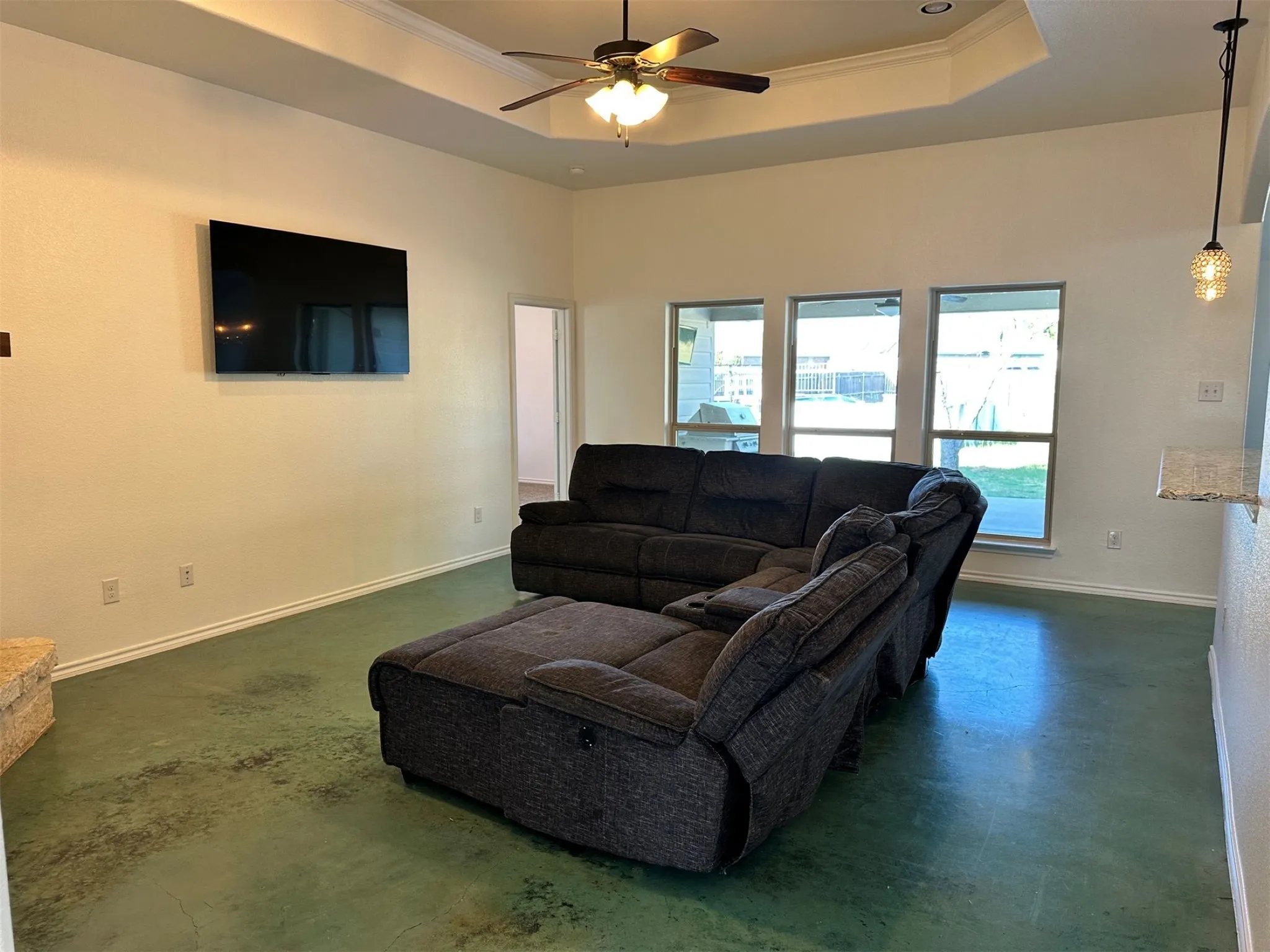 Single Family Residence For Sale in Erath County , 805 Wind Song, Stephenville, Texas 76401, 3 Bedroom, 2 Bathroom, 2 Garage spaces, 1,628 Sqft, built in 2015, mls#21361383, Real Estate Agent in Stephenville, Homes For Sale in Erath county, Homes For Sale in Stephenville, Realtor in Stephenville Texas, Real Estate Brokerage Independent Realty Texas, Luminita Cordes Realtor