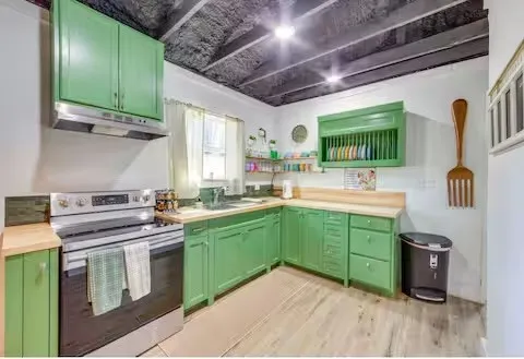 Single Family Residence For Sale in Wood County , 250 Private Road 8579, Winnsboro, Texas 75494, 3 Bedroom, 2 Bathroom, Garage spaces, 1,240 Sqft, built in 1949, mls#21362413, Real Estate Agent in Winnsboro, Homes For Sale in Wood county, Homes For Sale in Winnsboro, Realtor in Winnsboro Texas, Real Estate Brokerage Independent Realty Texas, Luminita Cordes Realtor