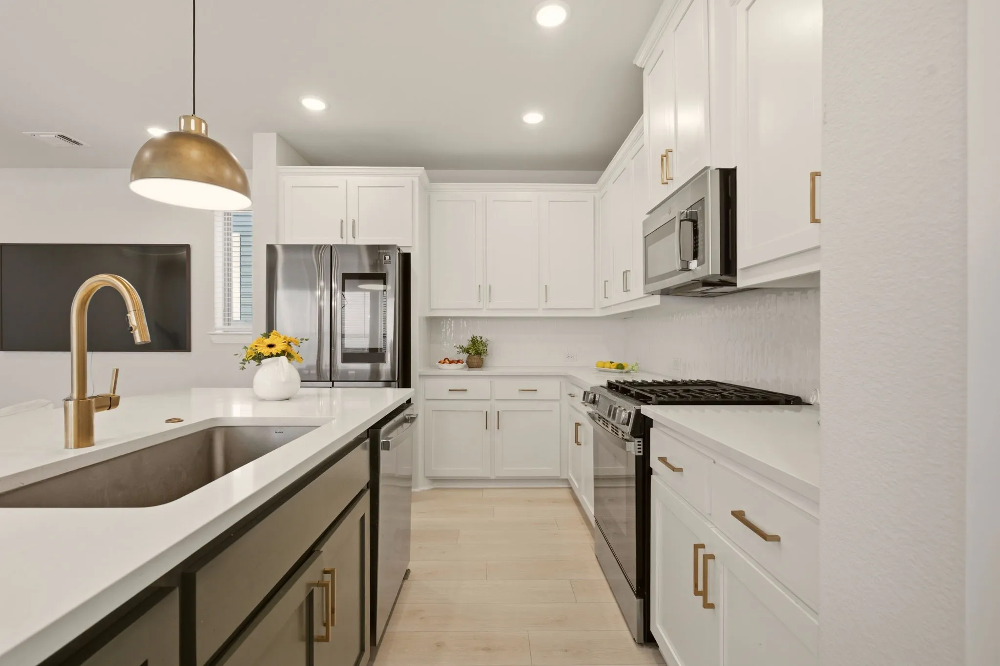Single Family Residence For Sale in Collin County , 4805 Maxwell Drive, Mc Kinney, Texas 75071, 3 Bedroom, 3 Bathroom, 2 Garage spaces, 2,197 Sqft, built in 2025, mls#21362055, Real Estate Agent in Mc Kinney, Homes For Sale in Collin county, Homes For Sale in Mc Kinney, Realtor in Mc Kinney Texas, Real Estate Brokerage Independent Realty Texas, Luminita Cordes Realtor