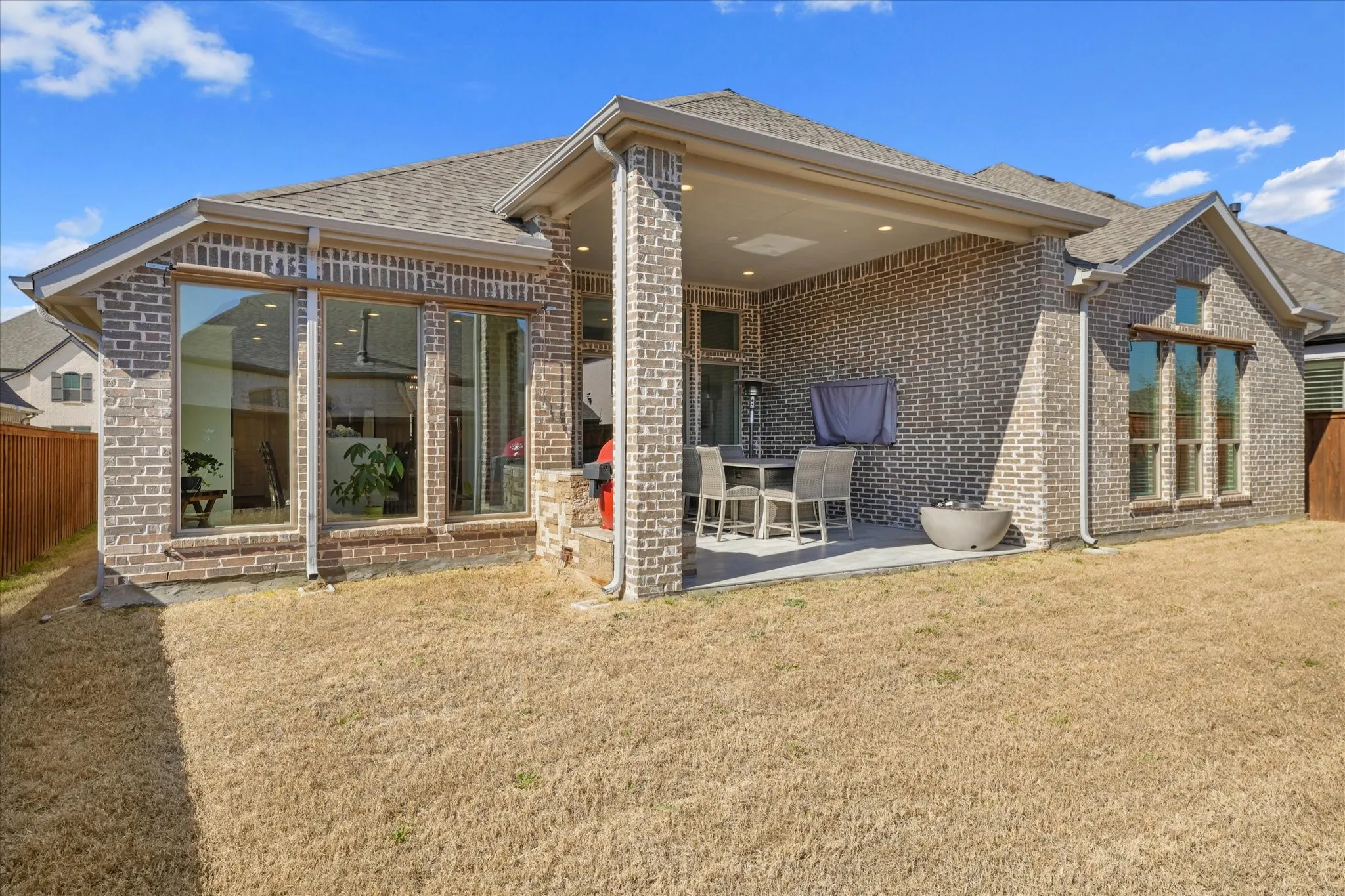 Single Family Residence For Rent in Denton County , 3316 Honey Suckle Lane, Little Elm, Texas 75068, 4 Bedroom, 4 Bathroom, 3 Garage spaces, 2,900 Sqft, built in 2023, mls#21362483, Real Estate Agent in Little Elm, Homes For Rent in Denton county, Homes For Rent in Little Elm, Realtor in Little Elm Texas, Real Estate Brokerage Independent Realty Texas, Luminita Cordes Realtor